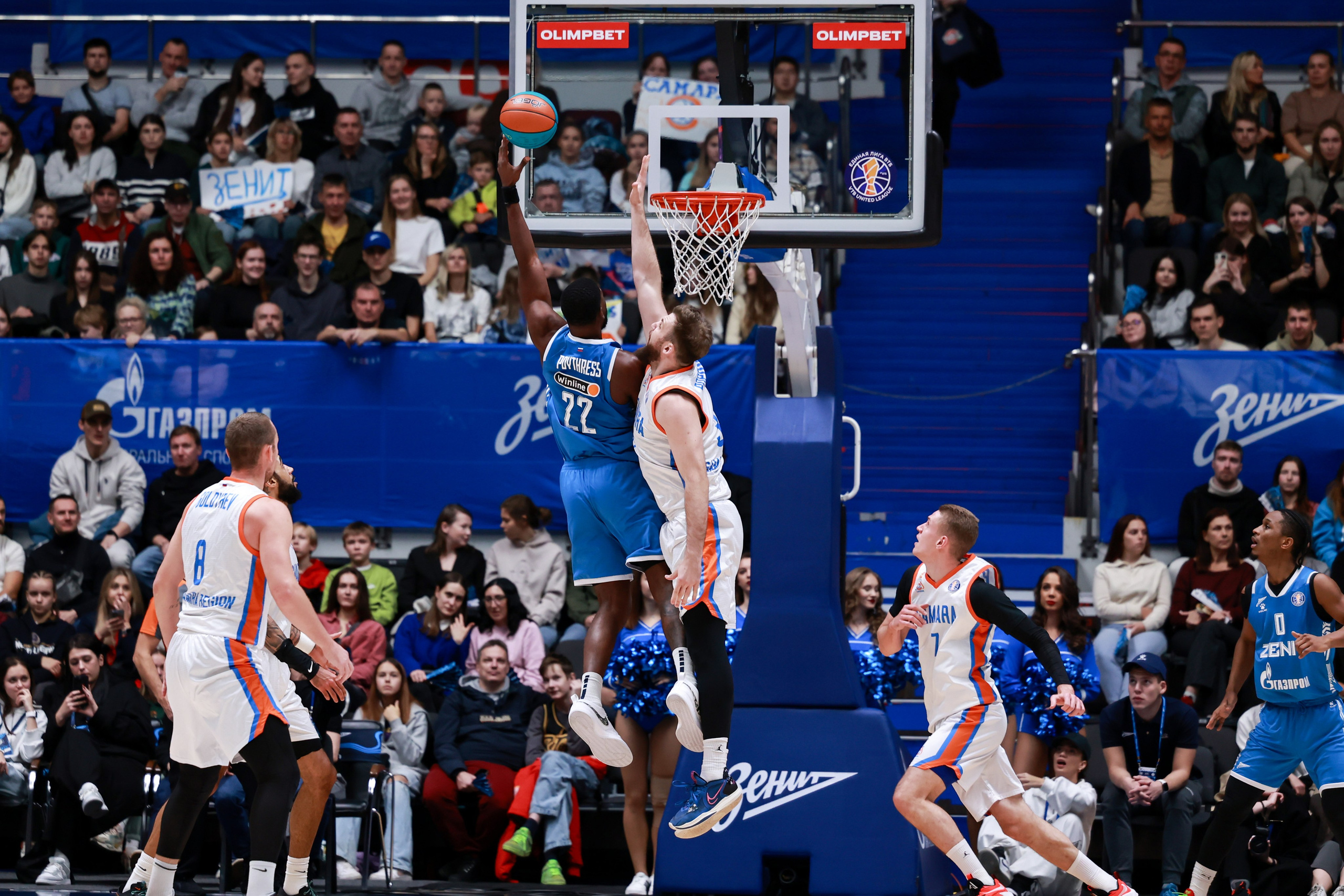 БК Зенит — БК Самара 30.10.2024. Спортивный и репортажный фотограф Антон Тереханов