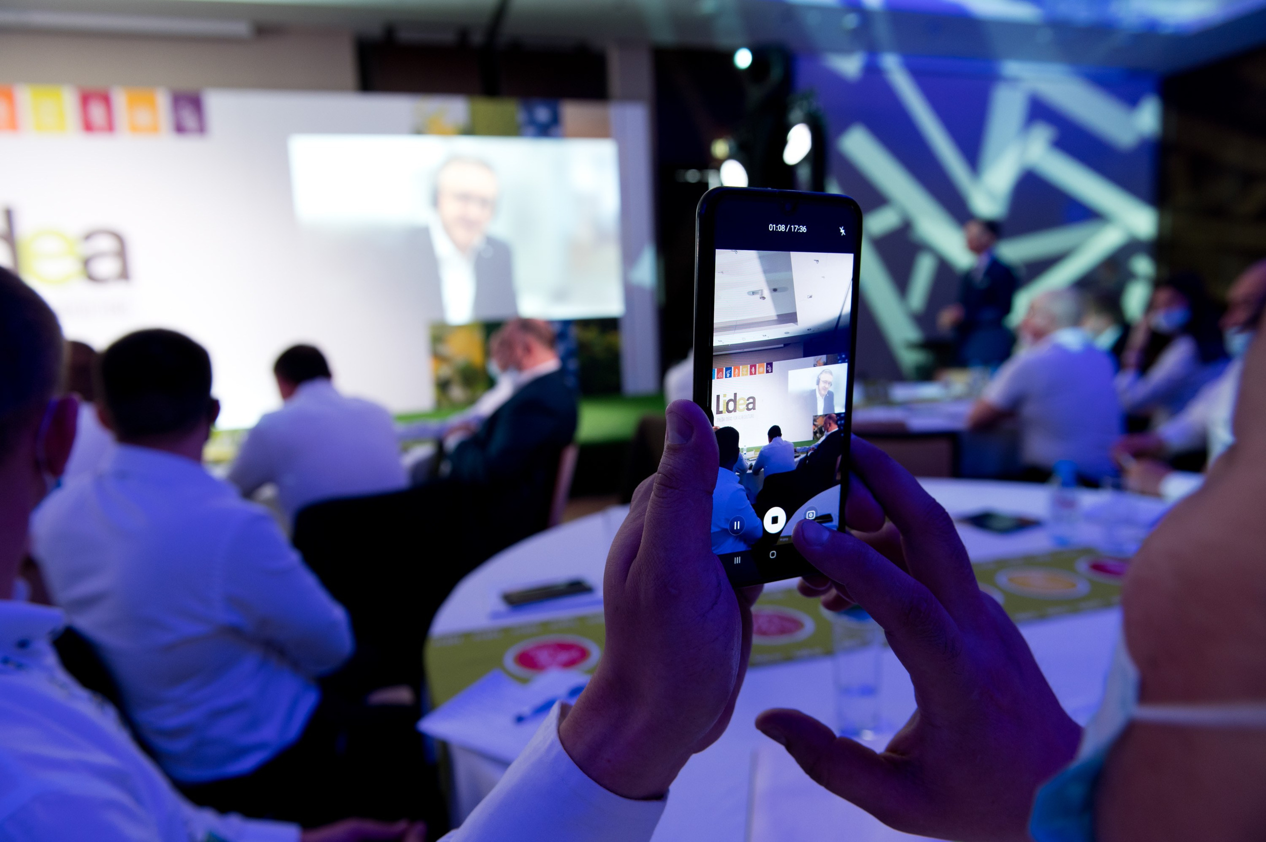 Конференция Lidea. Репортажный фотограф и видеограф Слава Думчев. Тимбилдинги, отчетники, корпоративы