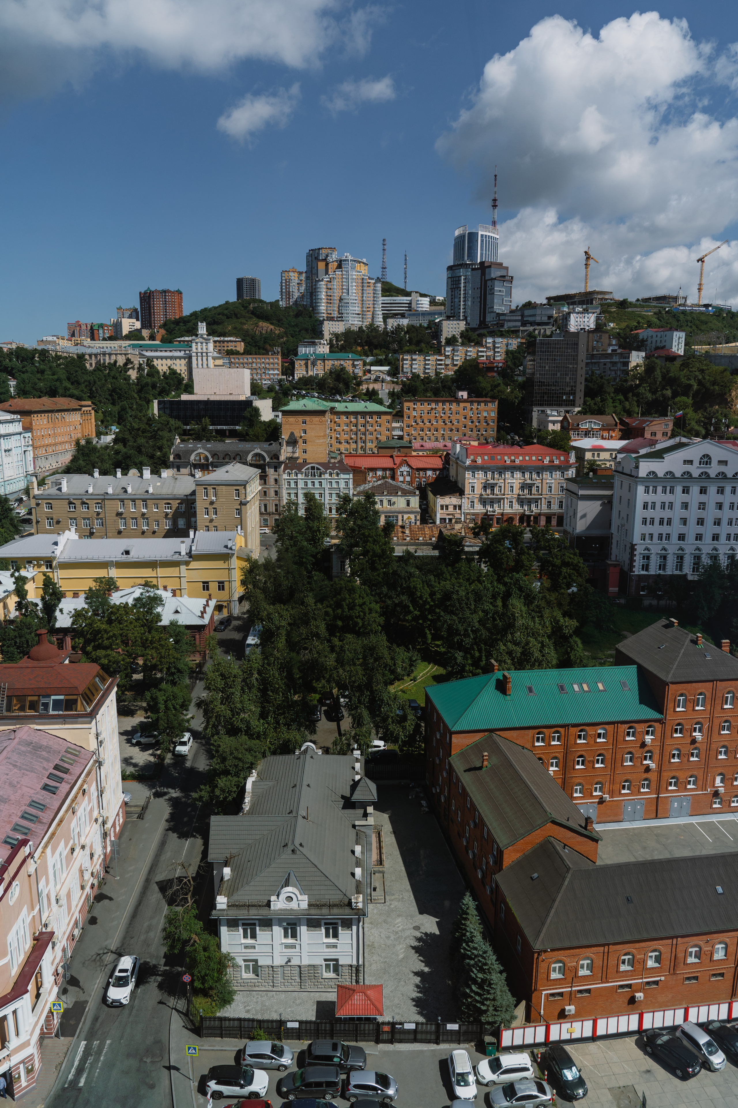 Пятизвёздочный отель VLADIVOSTOK Grand Hotel & SPA. Wedding and family photographer in Vladivostok Anton Blokhin