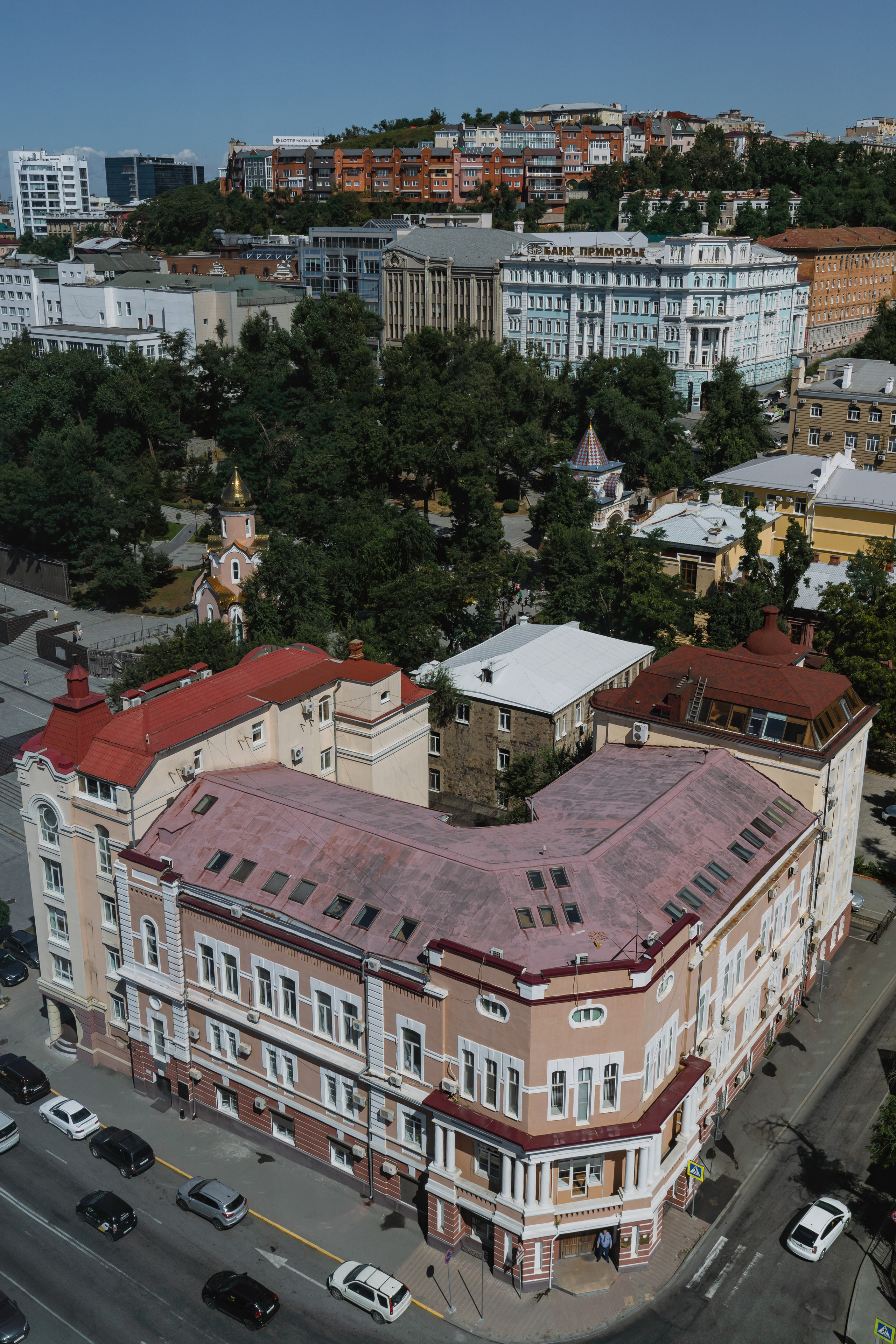 Пятизвёздочный отель VLADIVOSTOK Grand Hotel & SPA. Wedding and family photographer in Vladivostok Anton Blokhin