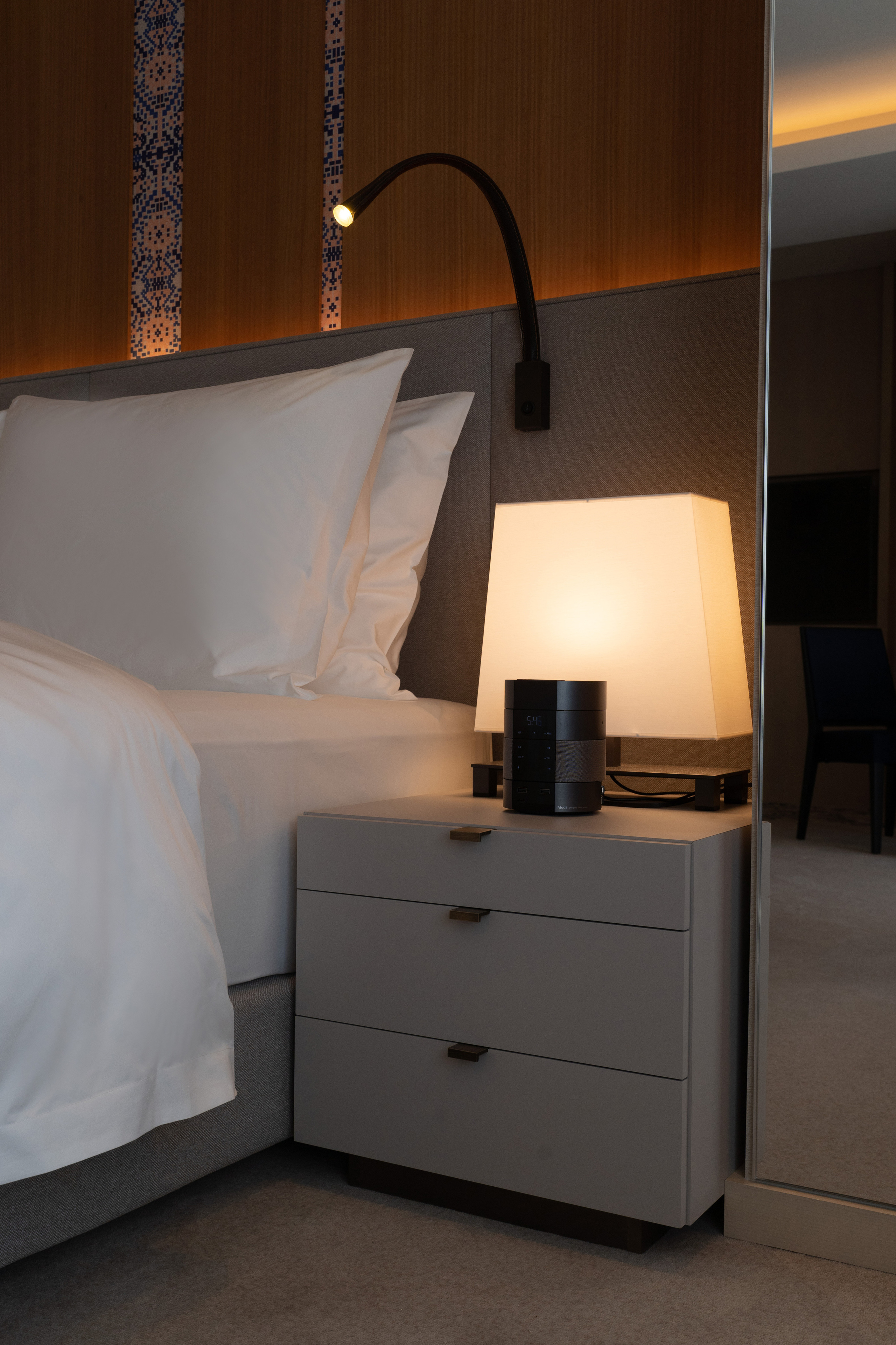 Пятизвёздочный отель VLADIVOSTOK Grand Hotel & SPA. Wedding and family photographer in Vladivostok Anton Blokhin