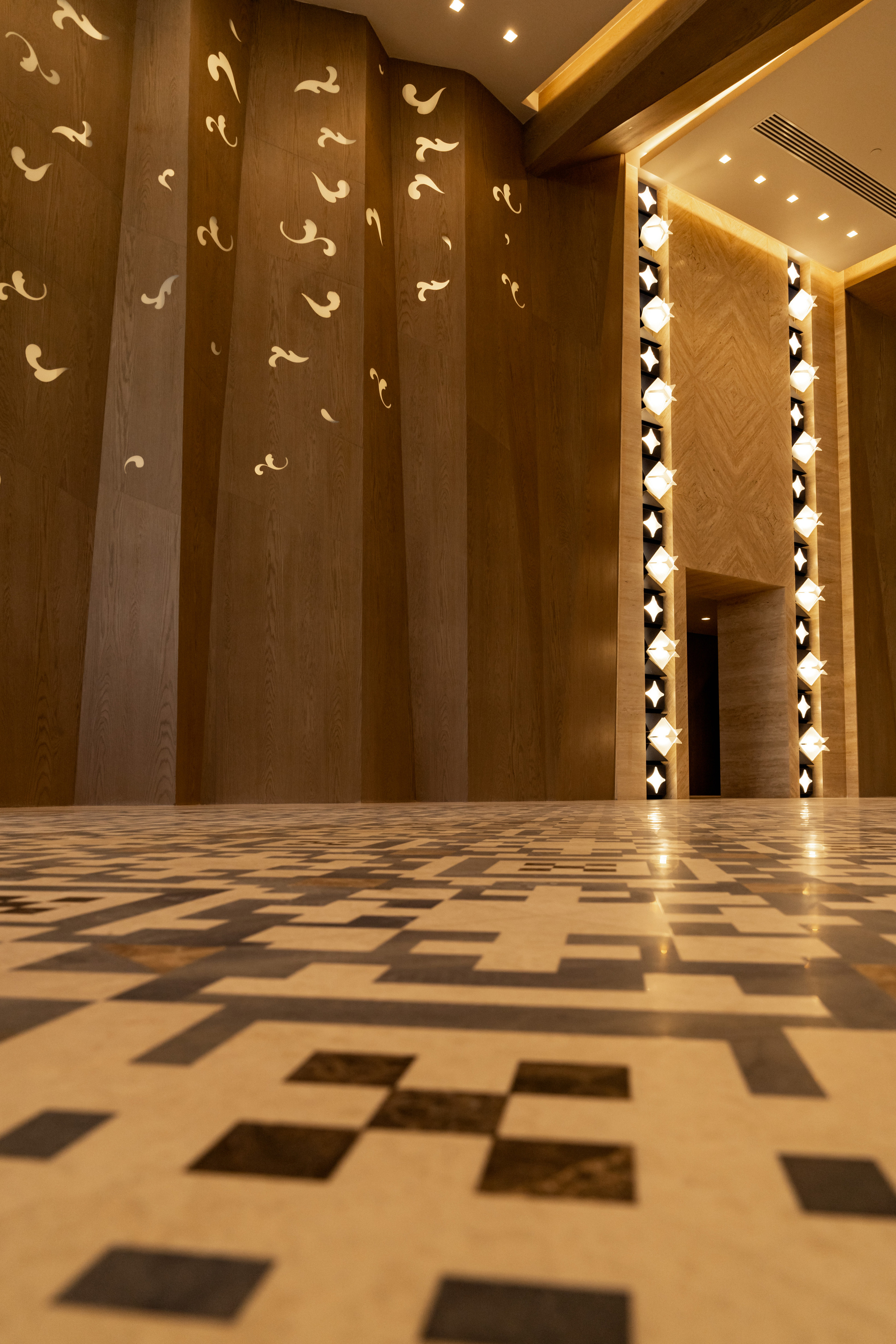 Пятизвёздочный отель VLADIVOSTOK Grand Hotel & SPA. Wedding and family photographer in Vladivostok Anton Blokhin