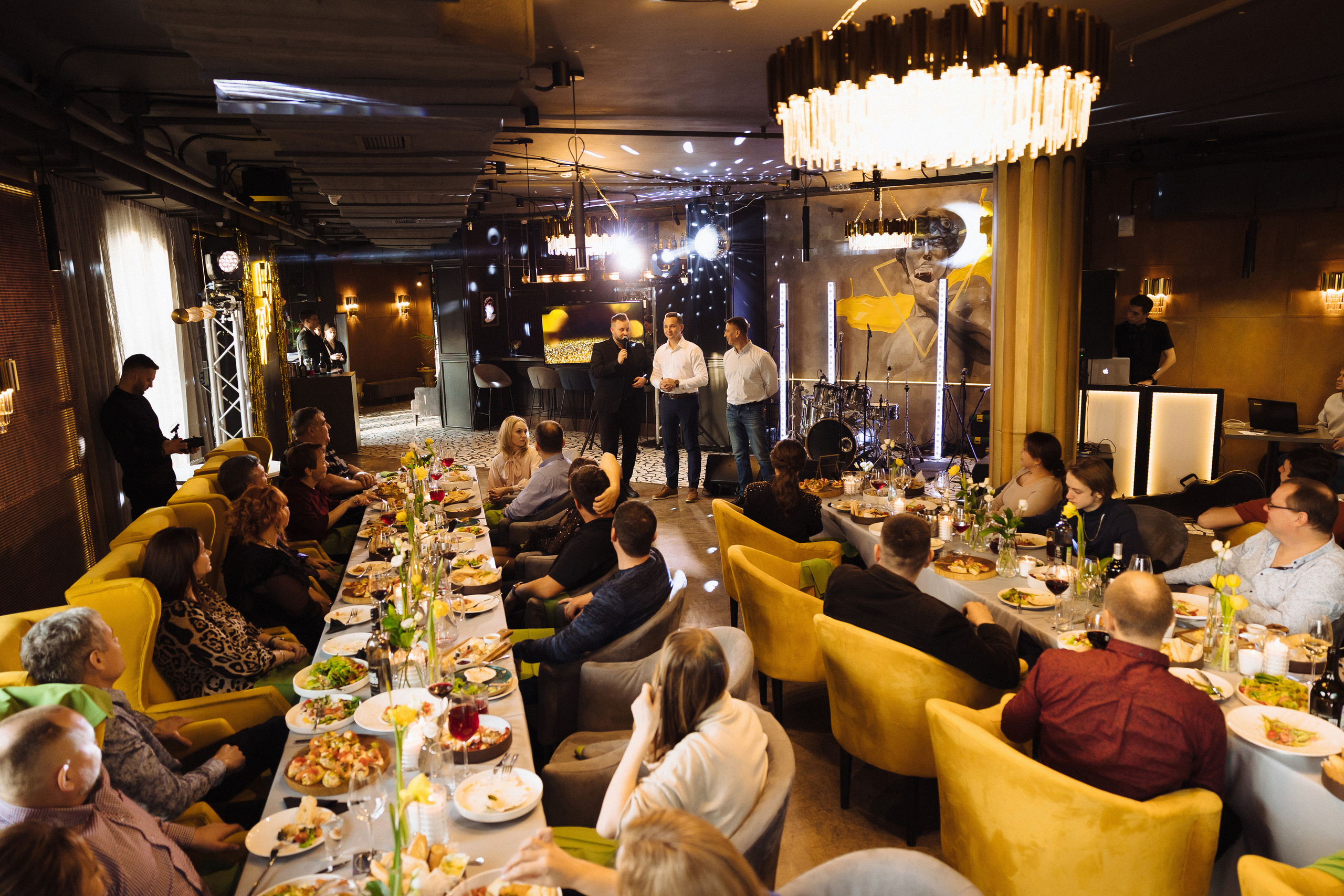 Фотограф на день рождения во Владивостоке. Фотограф во Владивостоке Антон Блохин