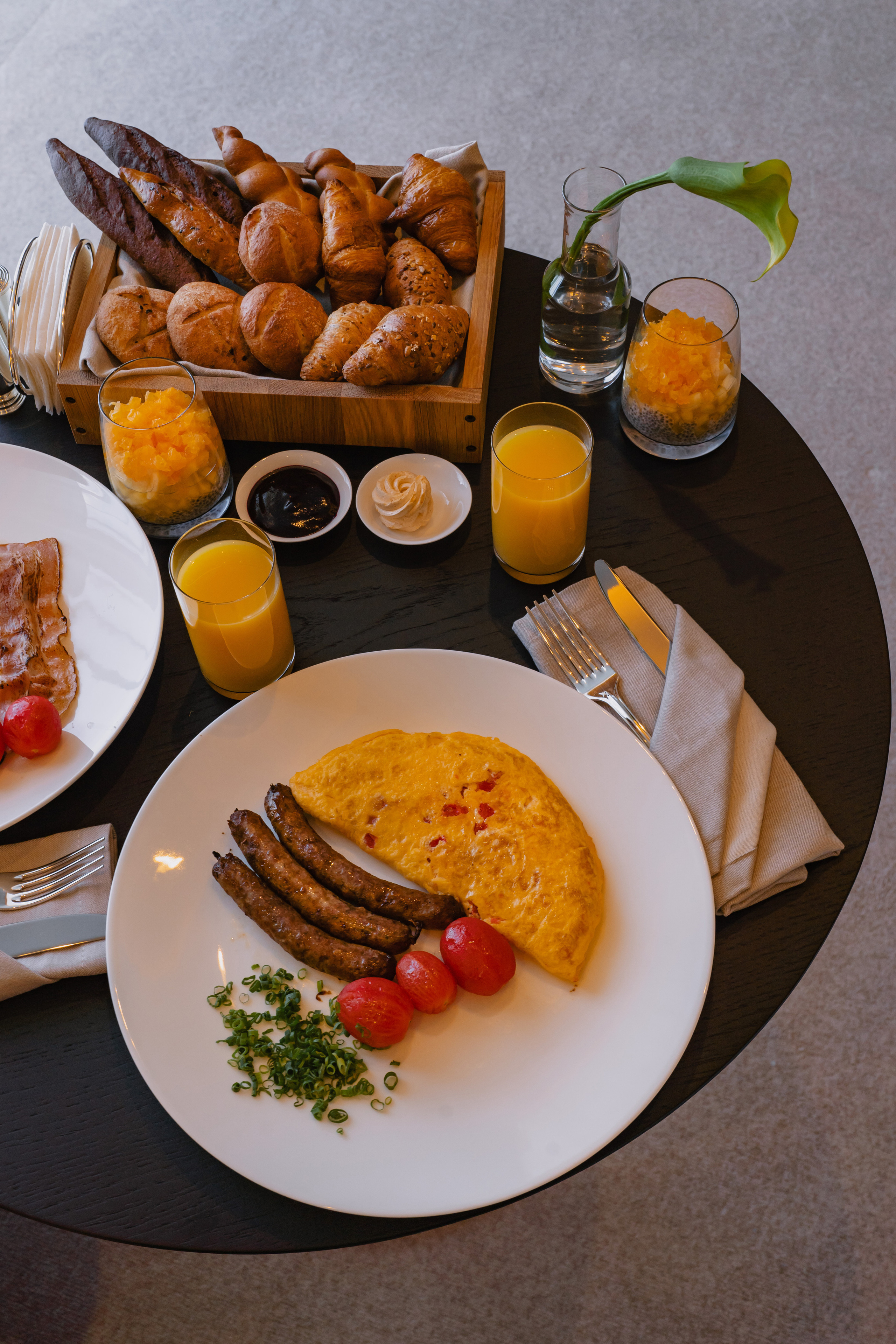 Пятизвёздочный отель VLADIVOSTOK Grand Hotel & SPA. Wedding and family photographer in Vladivostok Anton Blokhin