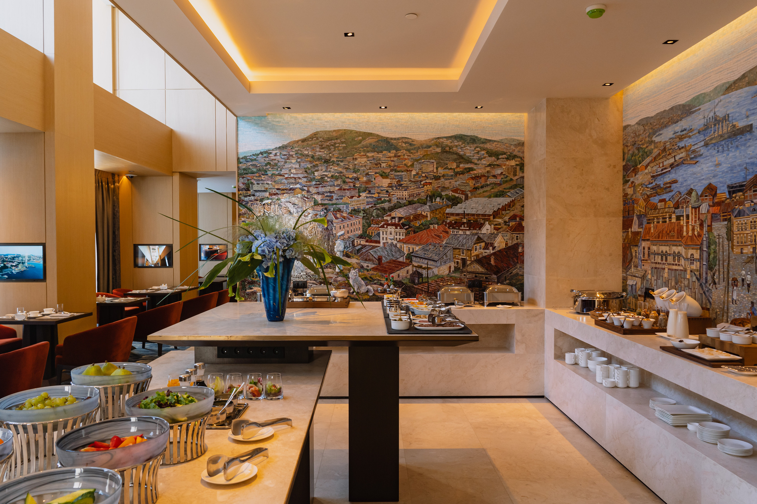 Пятизвёздочный отель VLADIVOSTOK Grand Hotel & SPA. Wedding and family photographer in Vladivostok Anton Blokhin