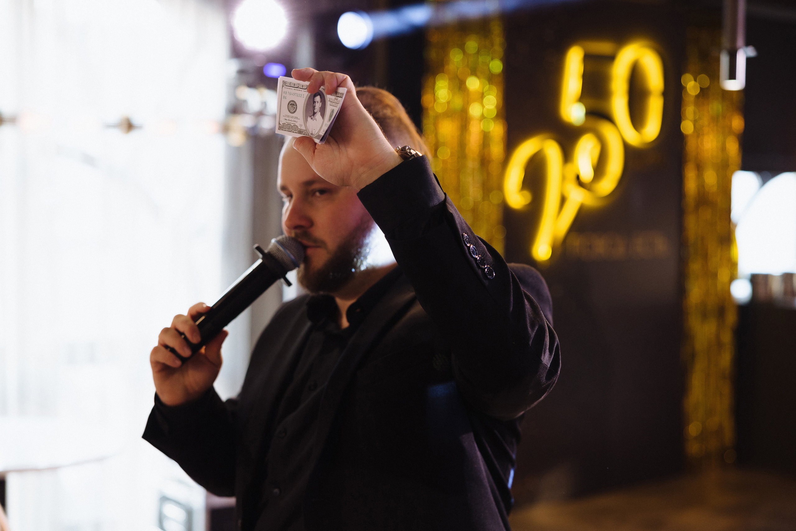 Фотограф на день рождения во Владивостоке. Фотограф во Владивостоке Антон Блохин