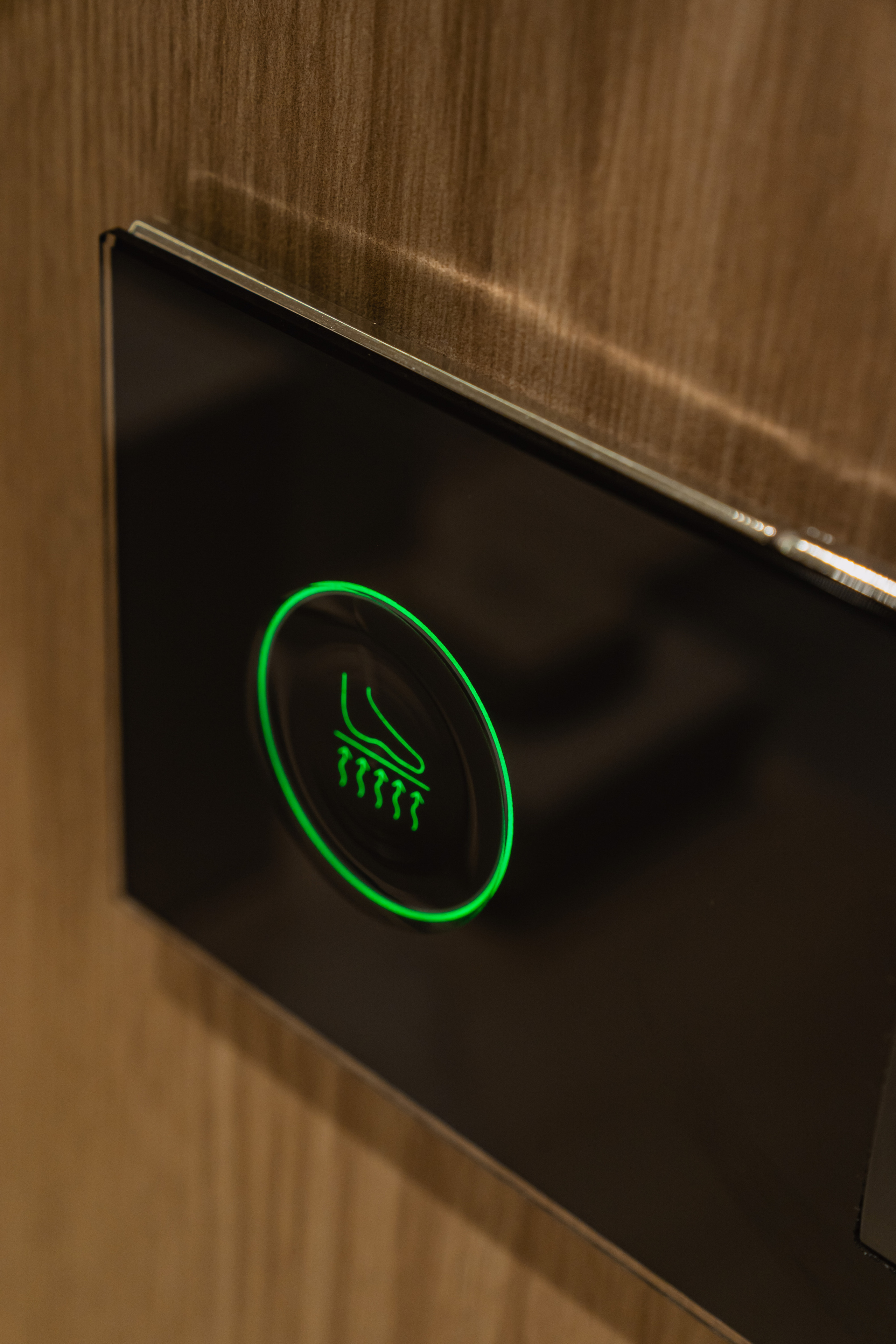 Пятизвёздочный отель VLADIVOSTOK Grand Hotel & SPA. Wedding and family photographer in Vladivostok Anton Blokhin