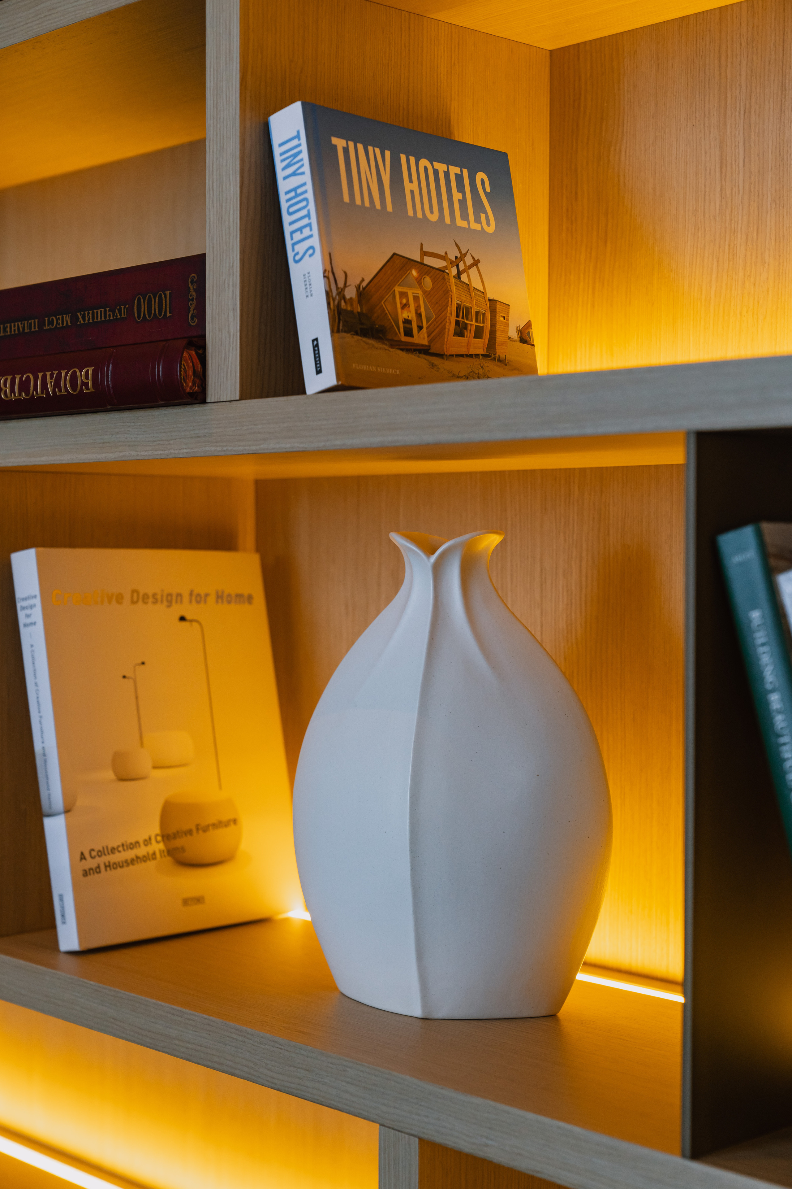 Пятизвёздочный отель VLADIVOSTOK Grand Hotel & SPA. Wedding and family photographer in Vladivostok Anton Blokhin