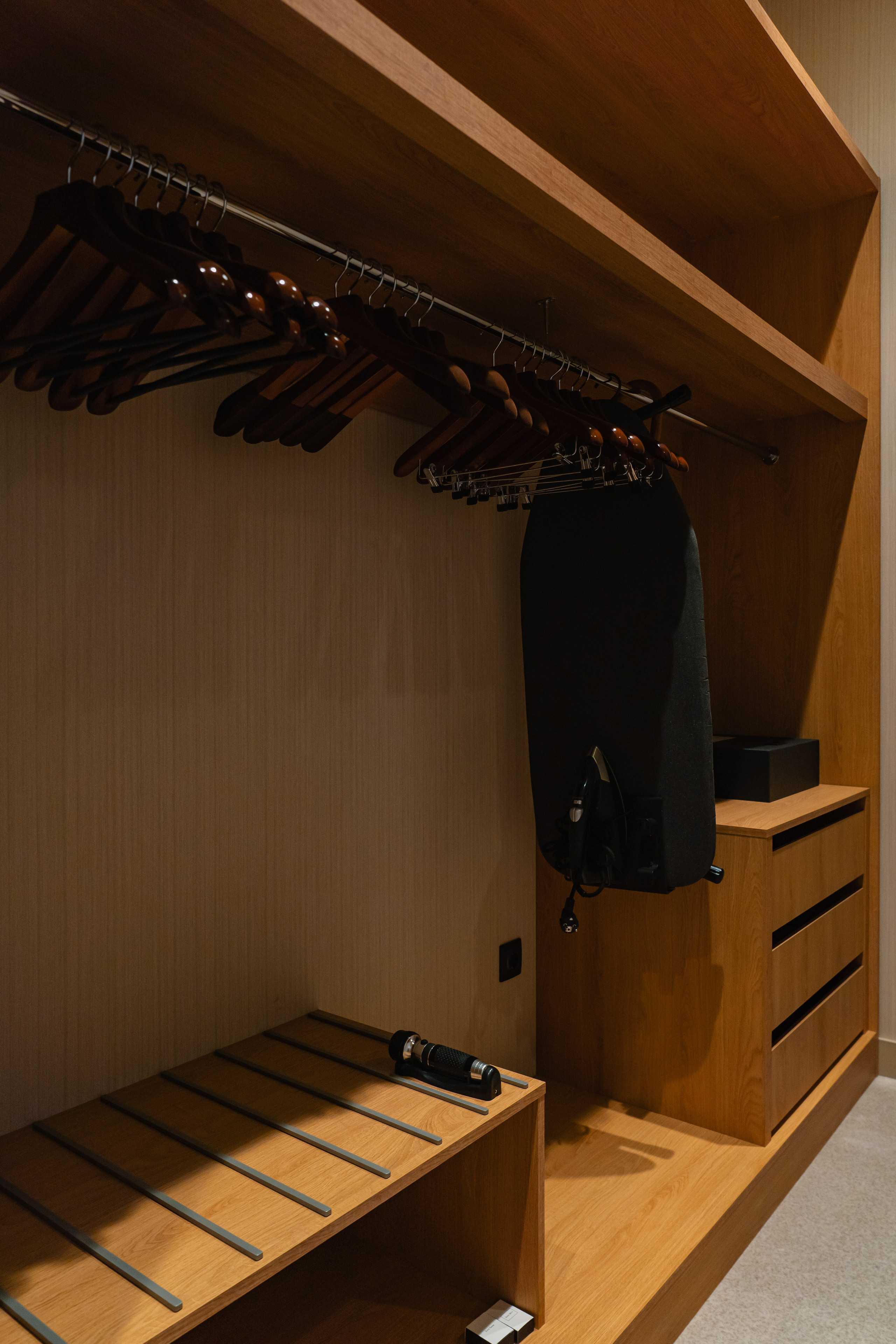 Пятизвёздочный отель VLADIVOSTOK Grand Hotel & SPA. Wedding and family photographer in Vladivostok Anton Blokhin