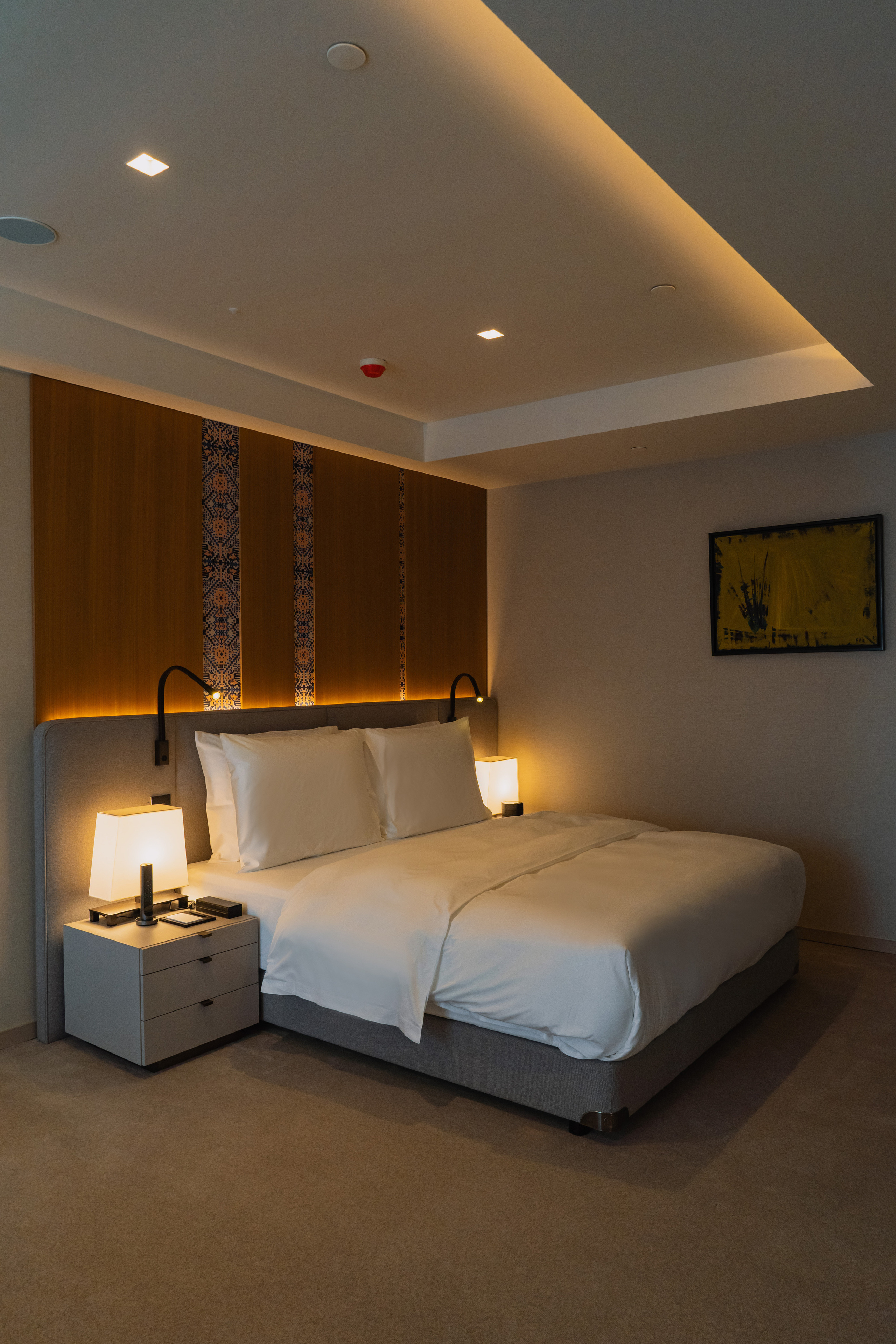 Пятизвёздочный отель VLADIVOSTOK Grand Hotel & SPA. Wedding and family photographer in Vladivostok Anton Blokhin