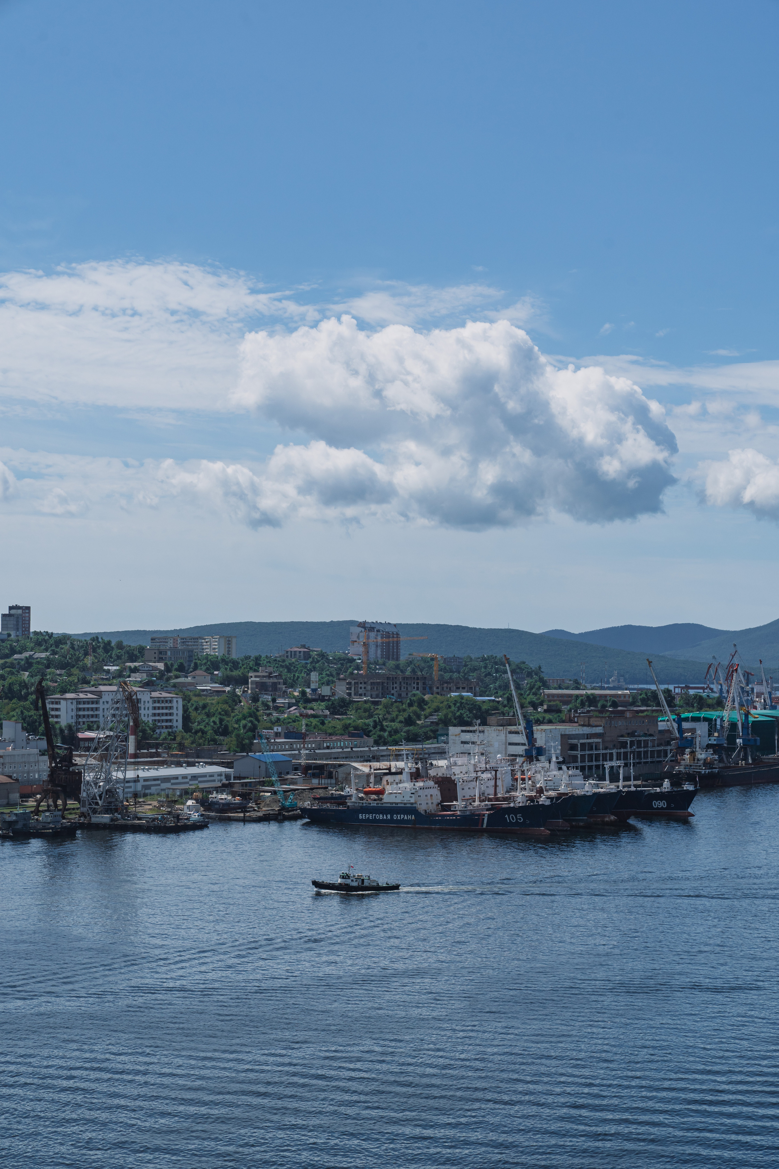 Пятизвёздочный отель VLADIVOSTOK Grand Hotel & SPA. Wedding and family photographer in Vladivostok Anton Blokhin