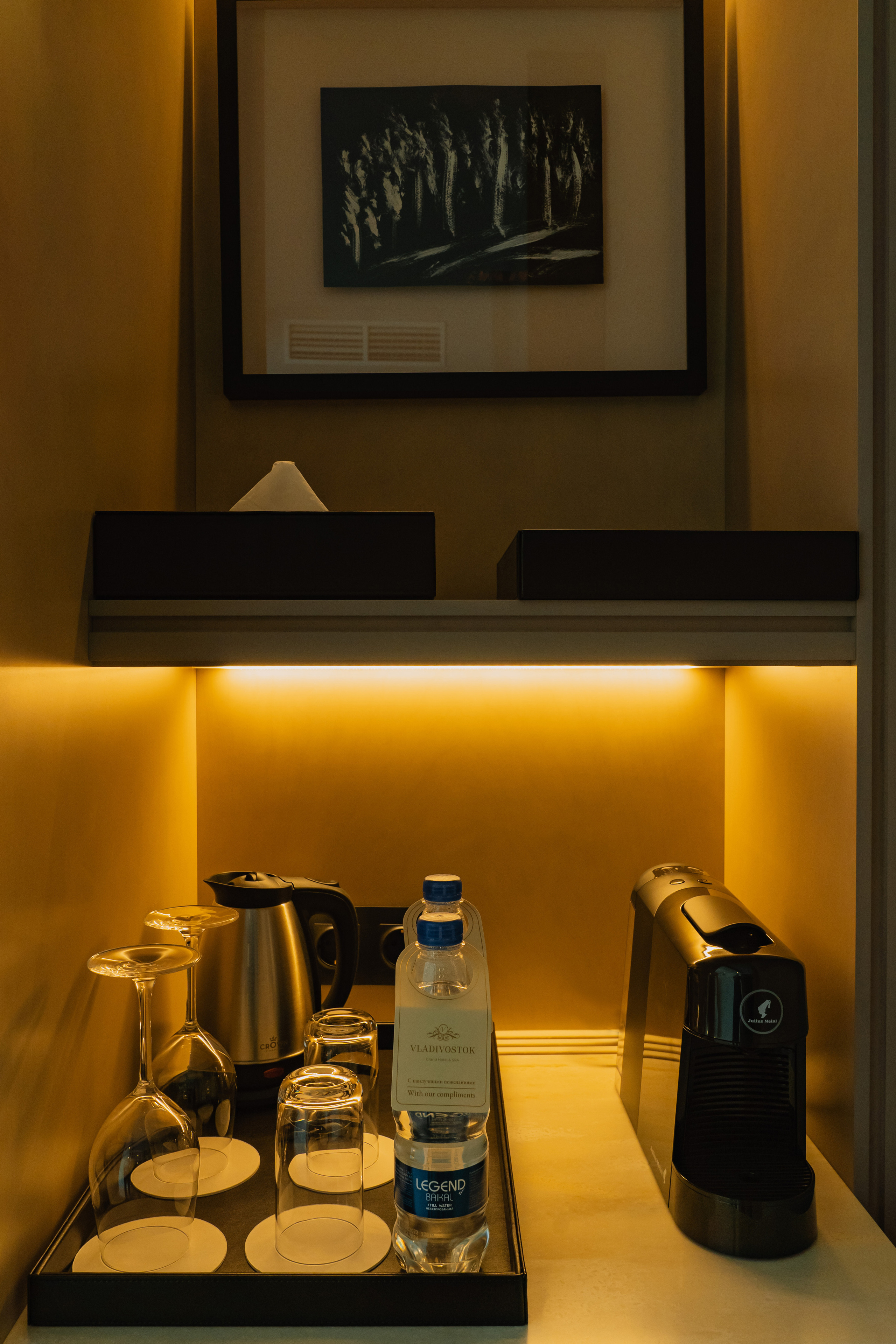 Пятизвёздочный отель VLADIVOSTOK Grand Hotel & SPA. Wedding and family photographer in Vladivostok Anton Blokhin