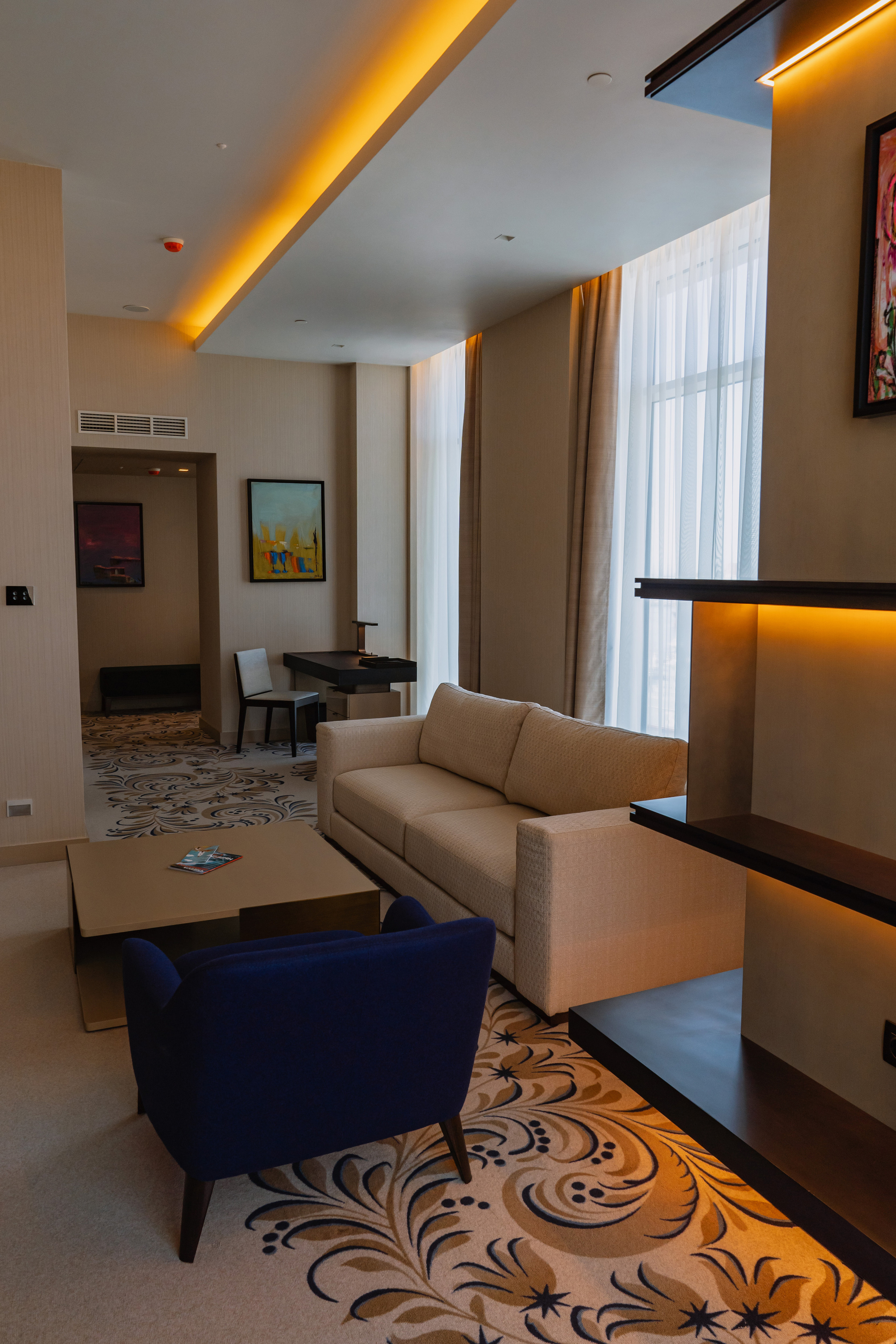 Пятизвёздочный отель VLADIVOSTOK Grand Hotel & SPA. Wedding and family photographer in Vladivostok Anton Blokhin