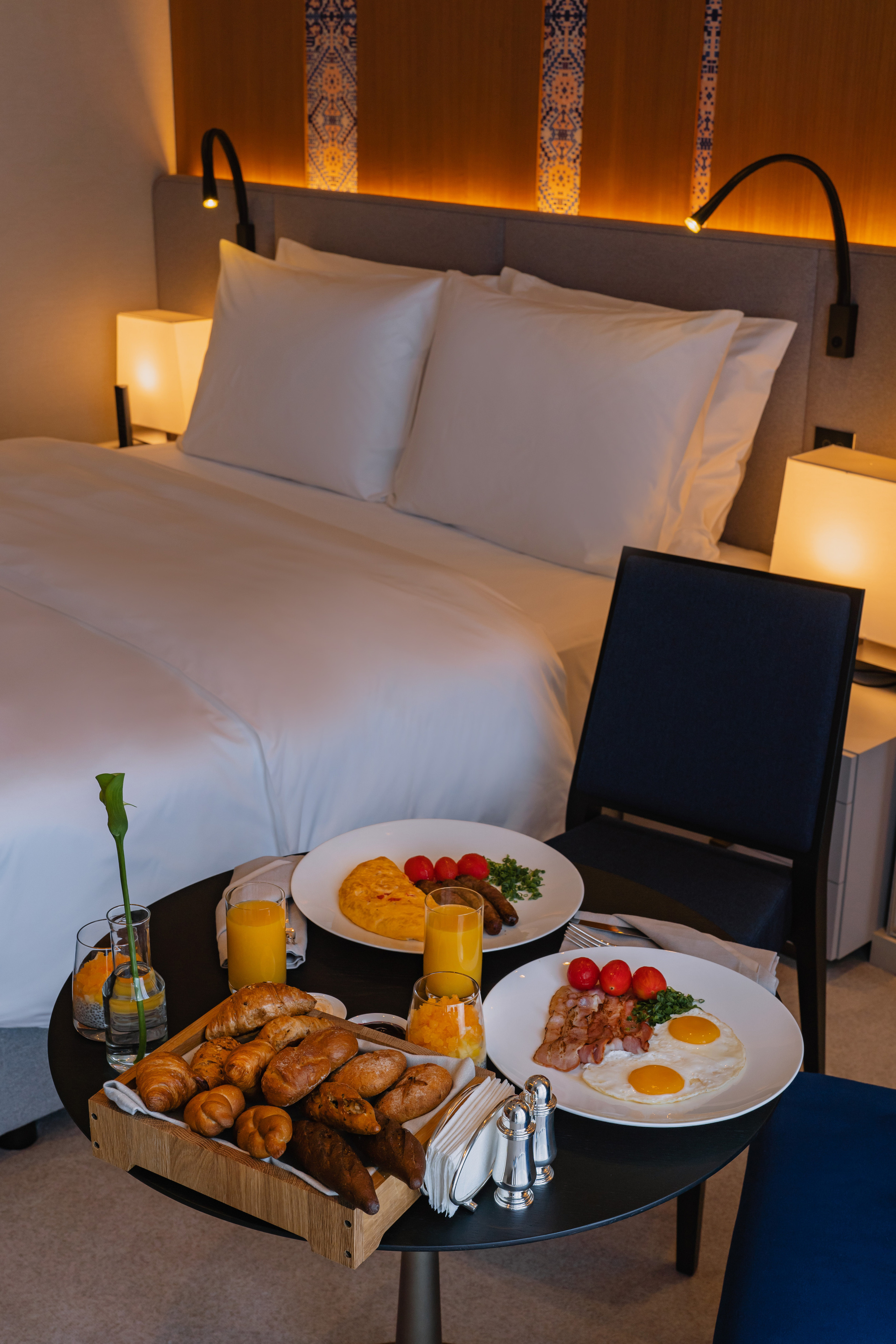 Пятизвёздочный отель VLADIVOSTOK Grand Hotel & SPA. Wedding and family photographer in Vladivostok Anton Blokhin