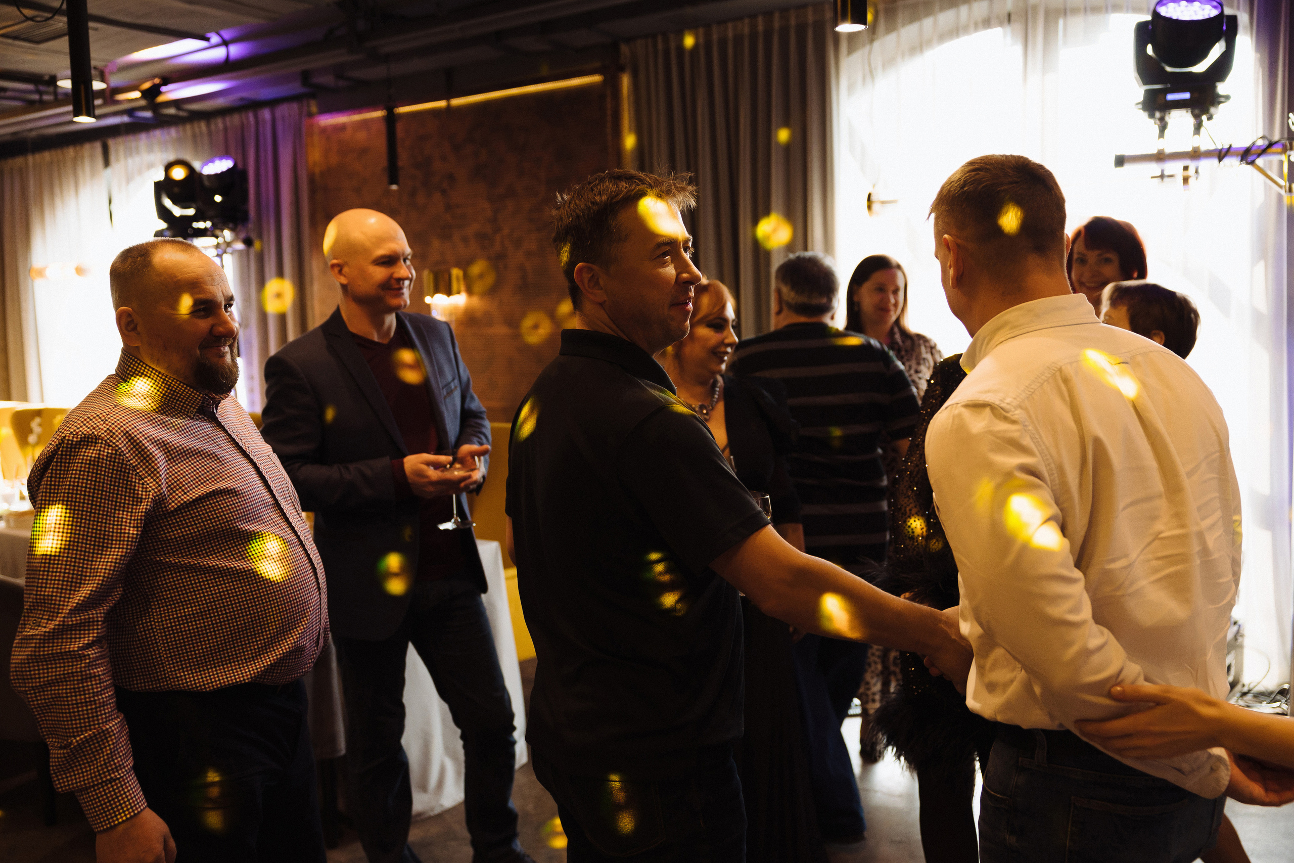 Фотограф на день рождения во Владивостоке. Фотограф во Владивостоке Антон Блохин