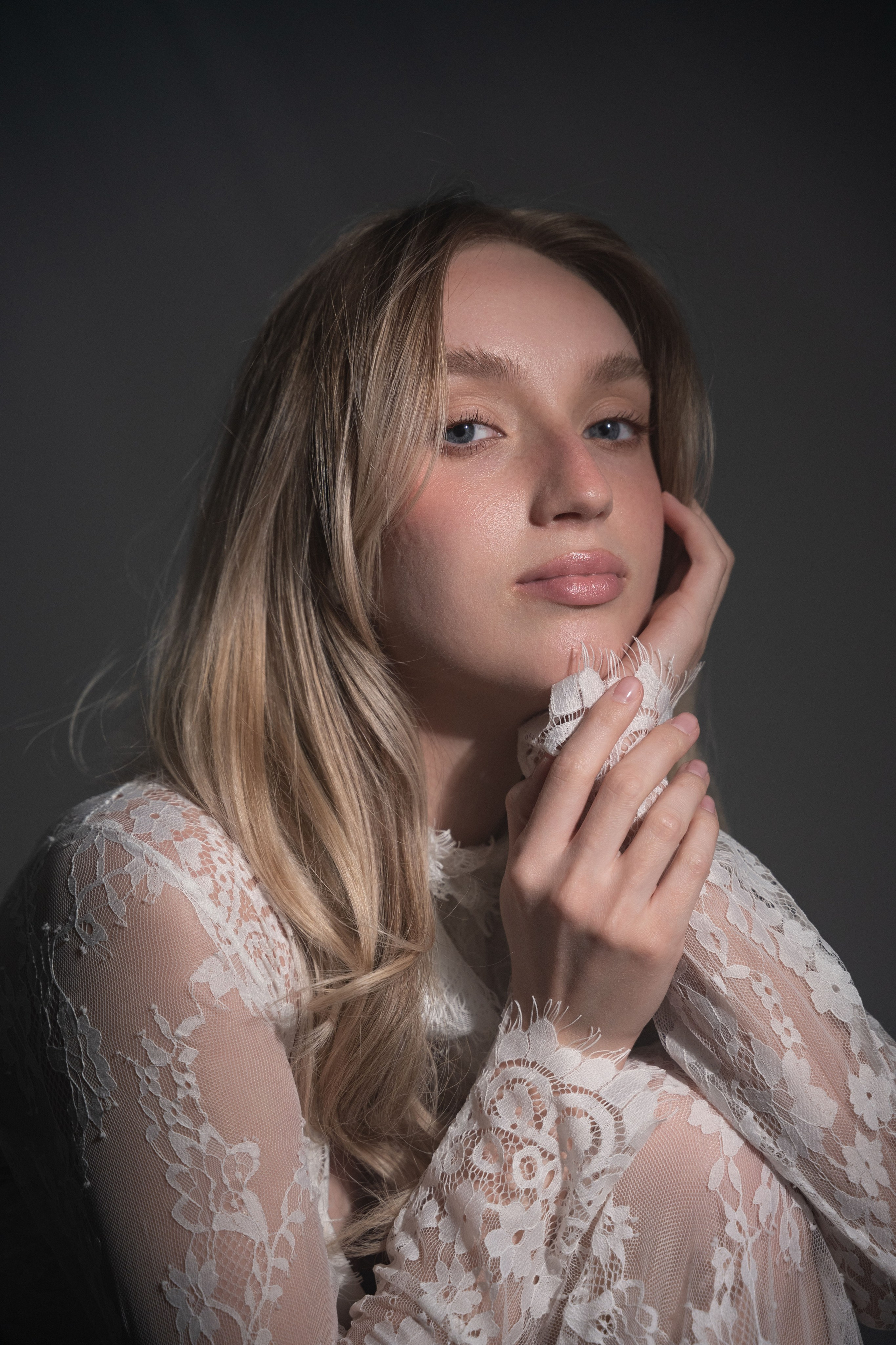 Студийная с искусственным освещением. Фотогрф видеомейкер Дарья Новикова