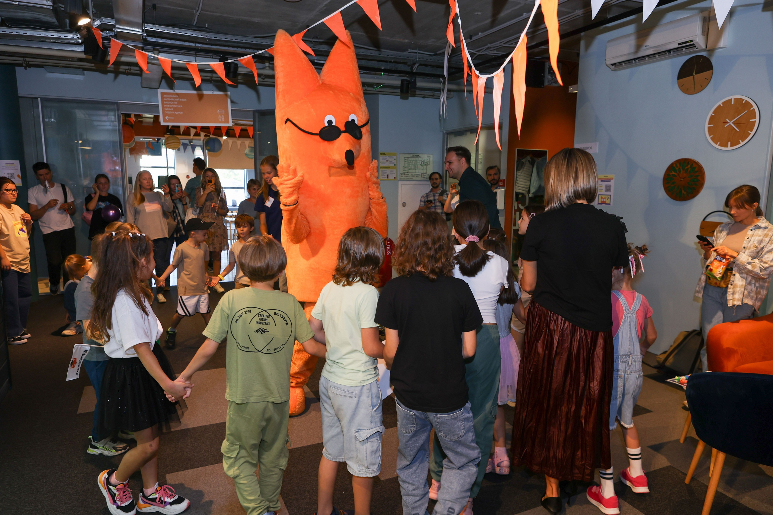 Новый учебный год в Школе Фоксфорд 1-2 классы. Выпускные альбомы и школьный фотограф в Подольске, Троицке, Щербинке, Москве и Московской области