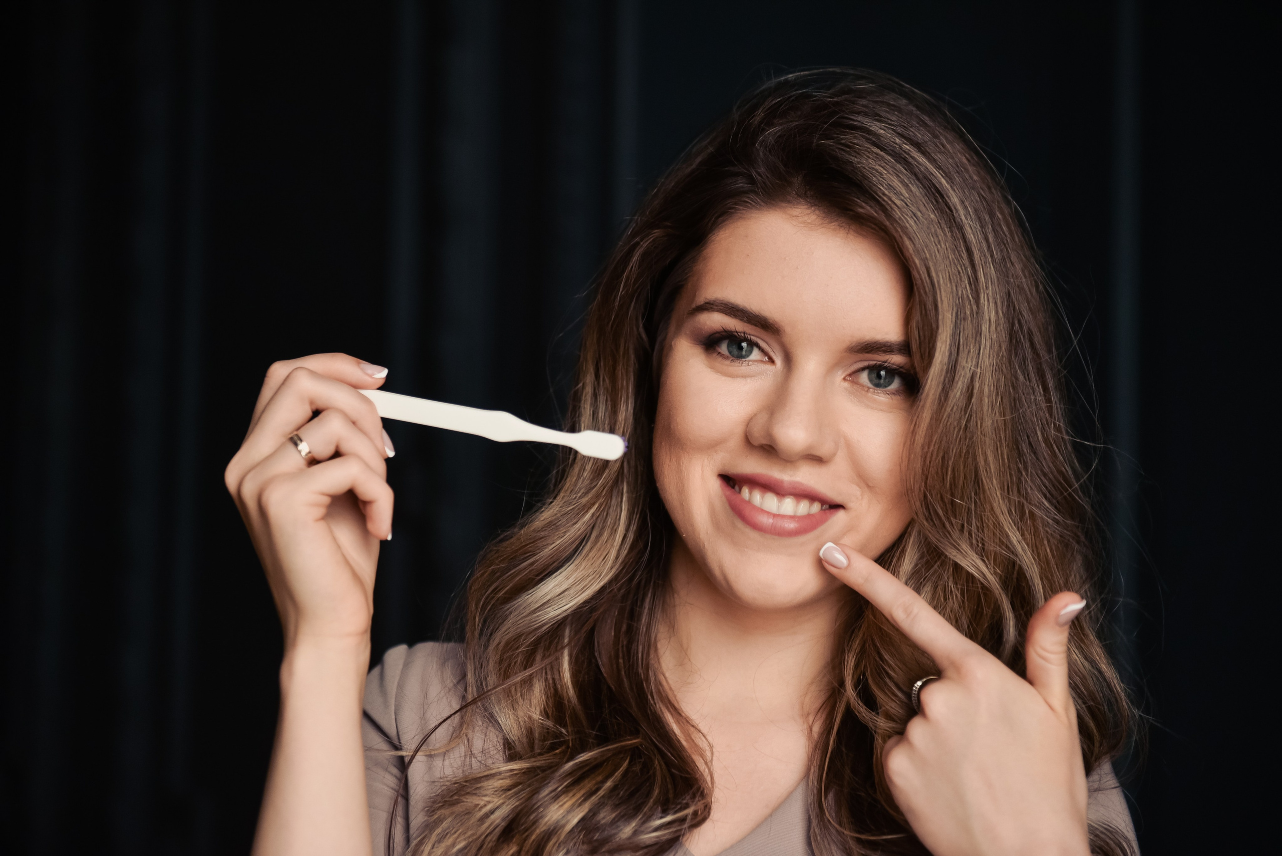 Стоматолог Юлия. Анастасия Петрович фотограф, фотокорреспондент в Москве и Санкт-Петербурге. Фотосъёмка репортажа, мероприятия, корпоративная съёмка, контент