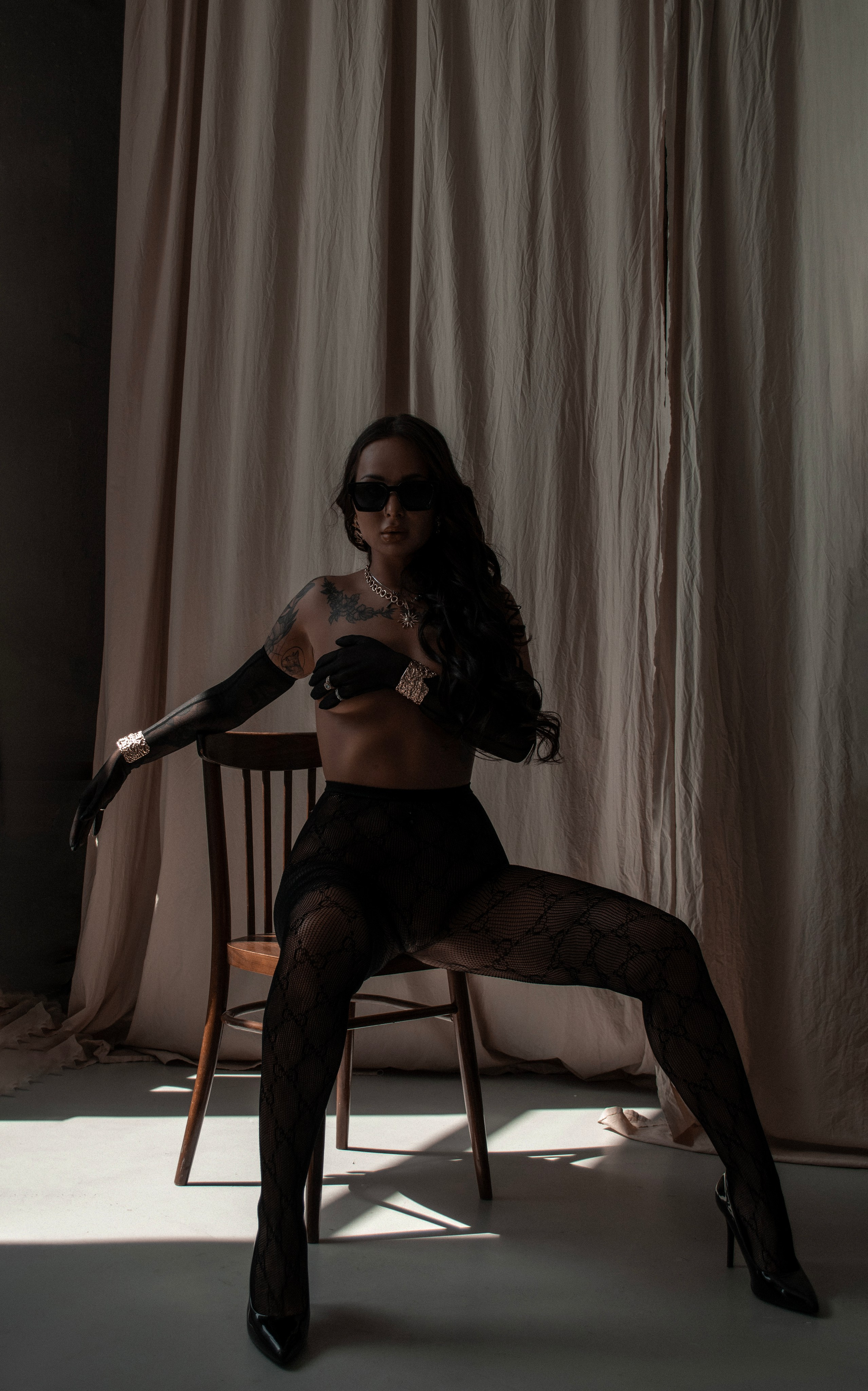 Вики. Фотограф в стиле ню