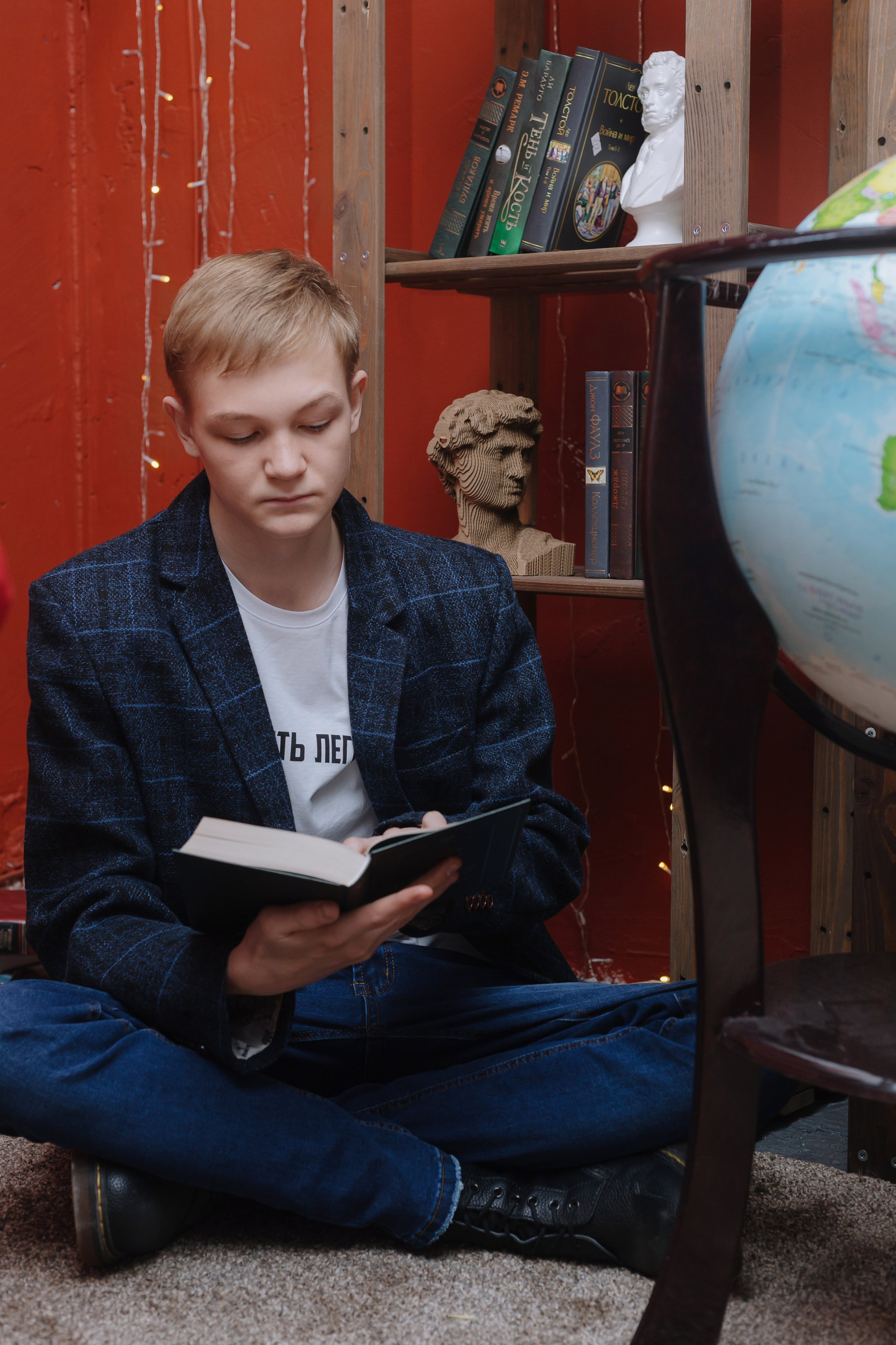 Школьники в студии. Фотограф Бурятия. Печать фотокниг