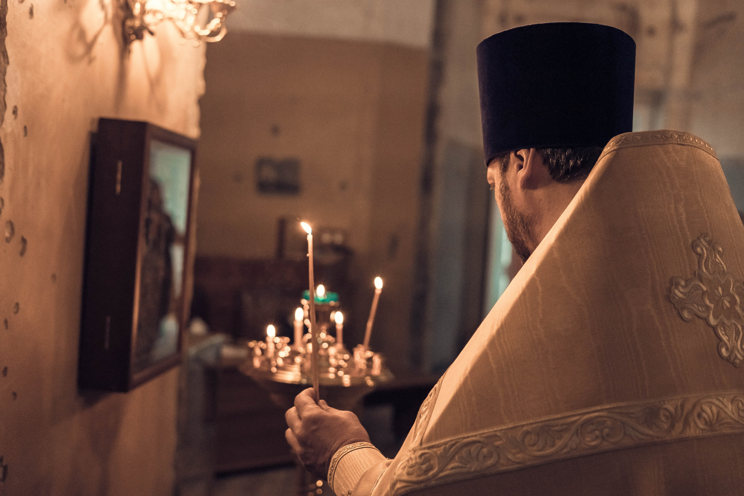 Храм Воскресения Словущего в Барашах.Всенощное накануне дня памяти Спиридона Тримифунтского. Артеменкова Анна Фотограф