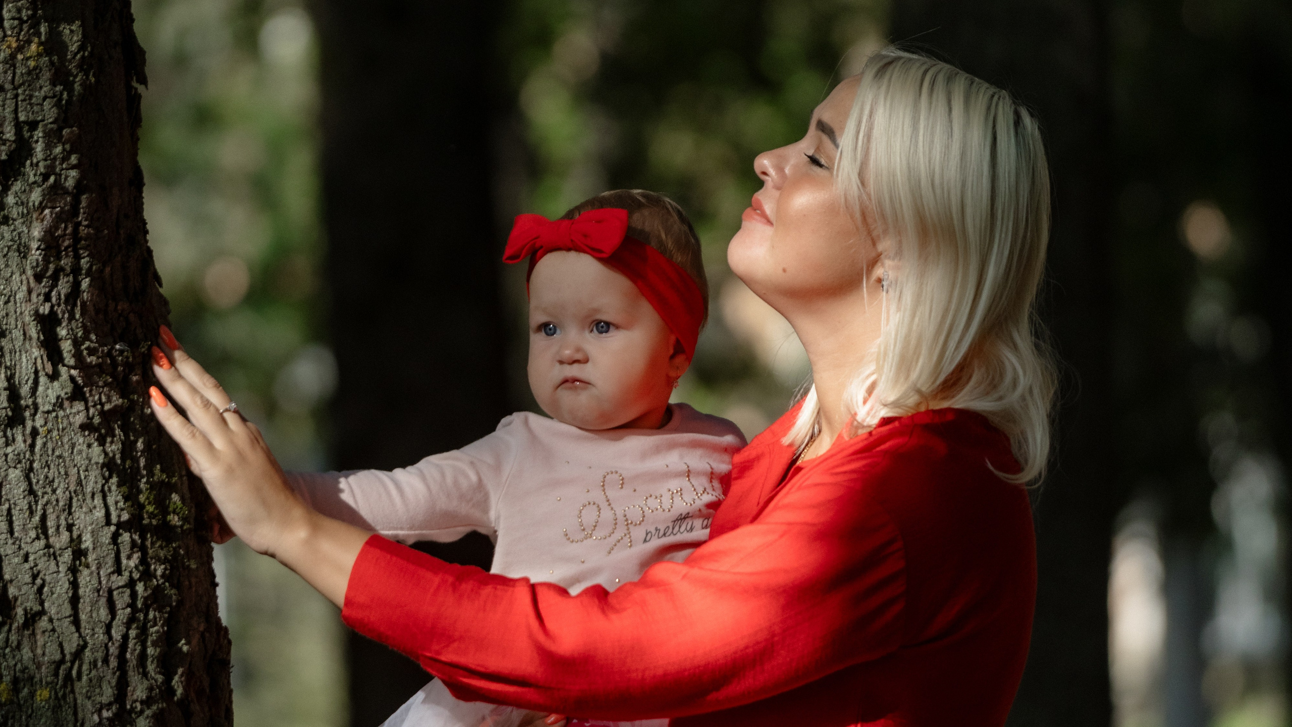 Спонтанный фотосет в парке. Свадебный и семейный фотограф в г. Волхов Алексей Кочерыжкин
