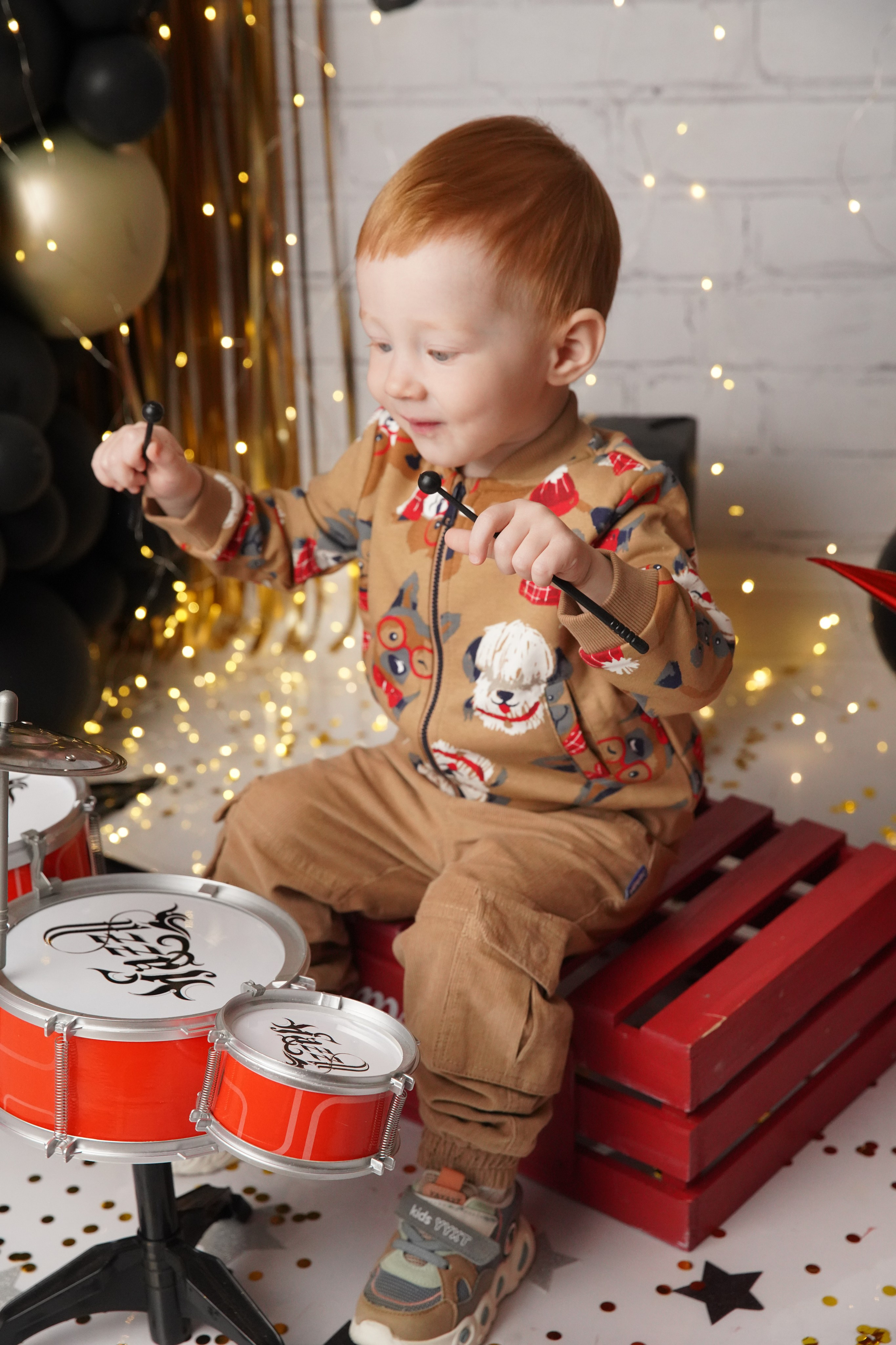 Машинка. Фотограф новорожденных. Семейный и детский фотограф в городе Сургуте