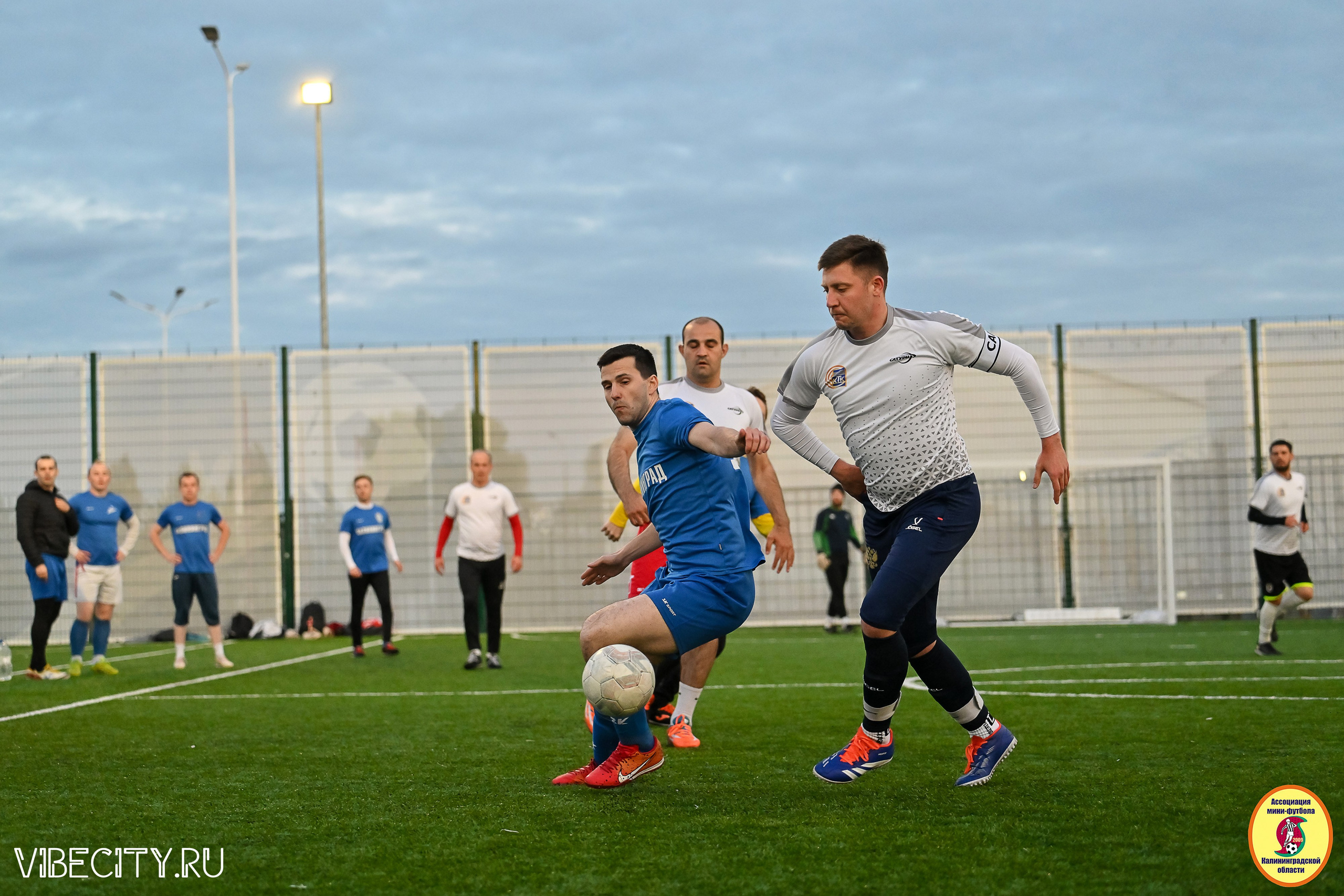 ИГРЫ МИНИ-ФУТБОЛЬНОЙ И КОРПОРАТИВНОЙ ЛИГИ. VIBECITY.RU Вайб Сити Ру Фоторепортажи Фотоотчеты Калининград