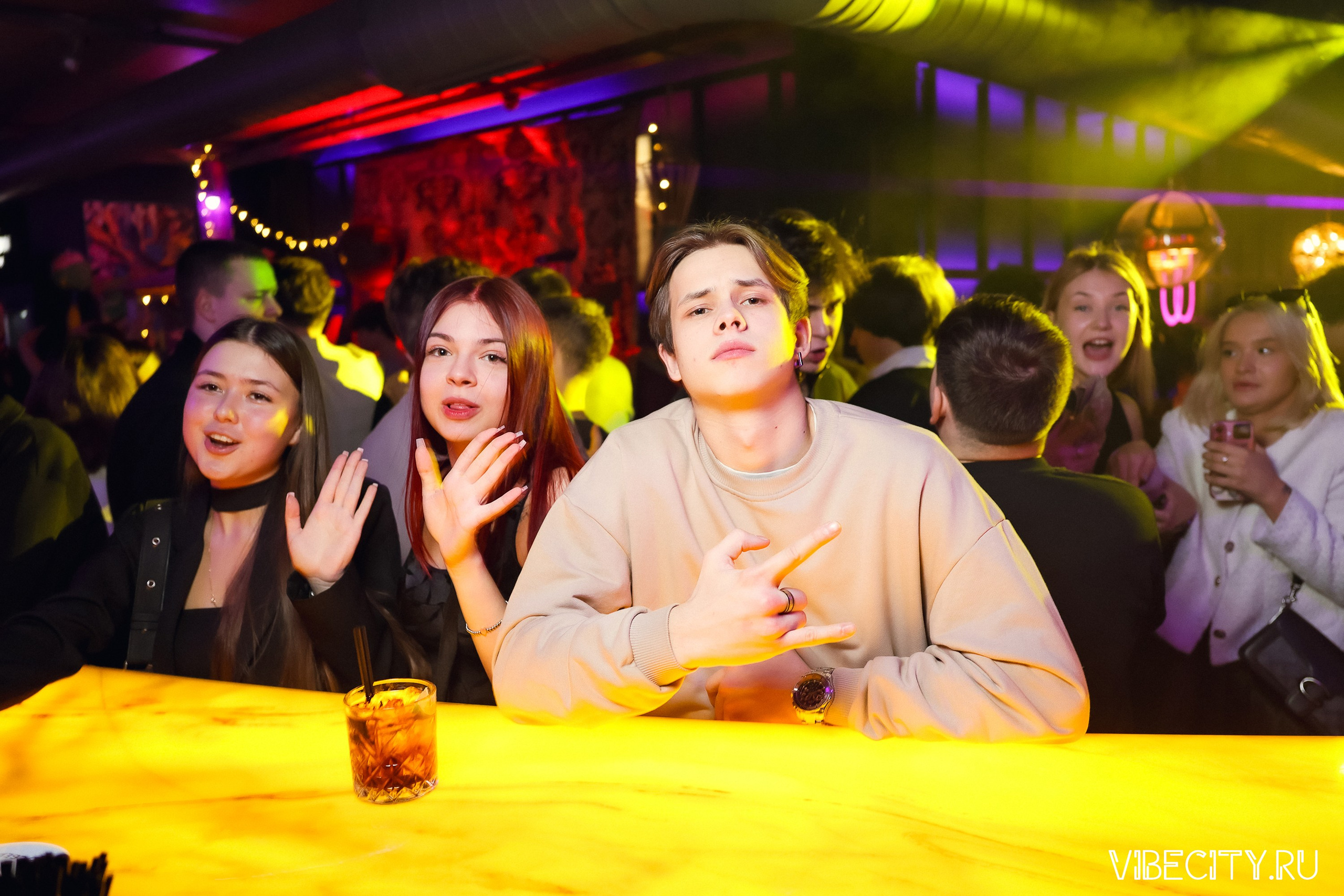 DOUBLE U. VIBECITY.RU Вайб Сити Ру Фоторепортажи Фотоотчеты Калининград