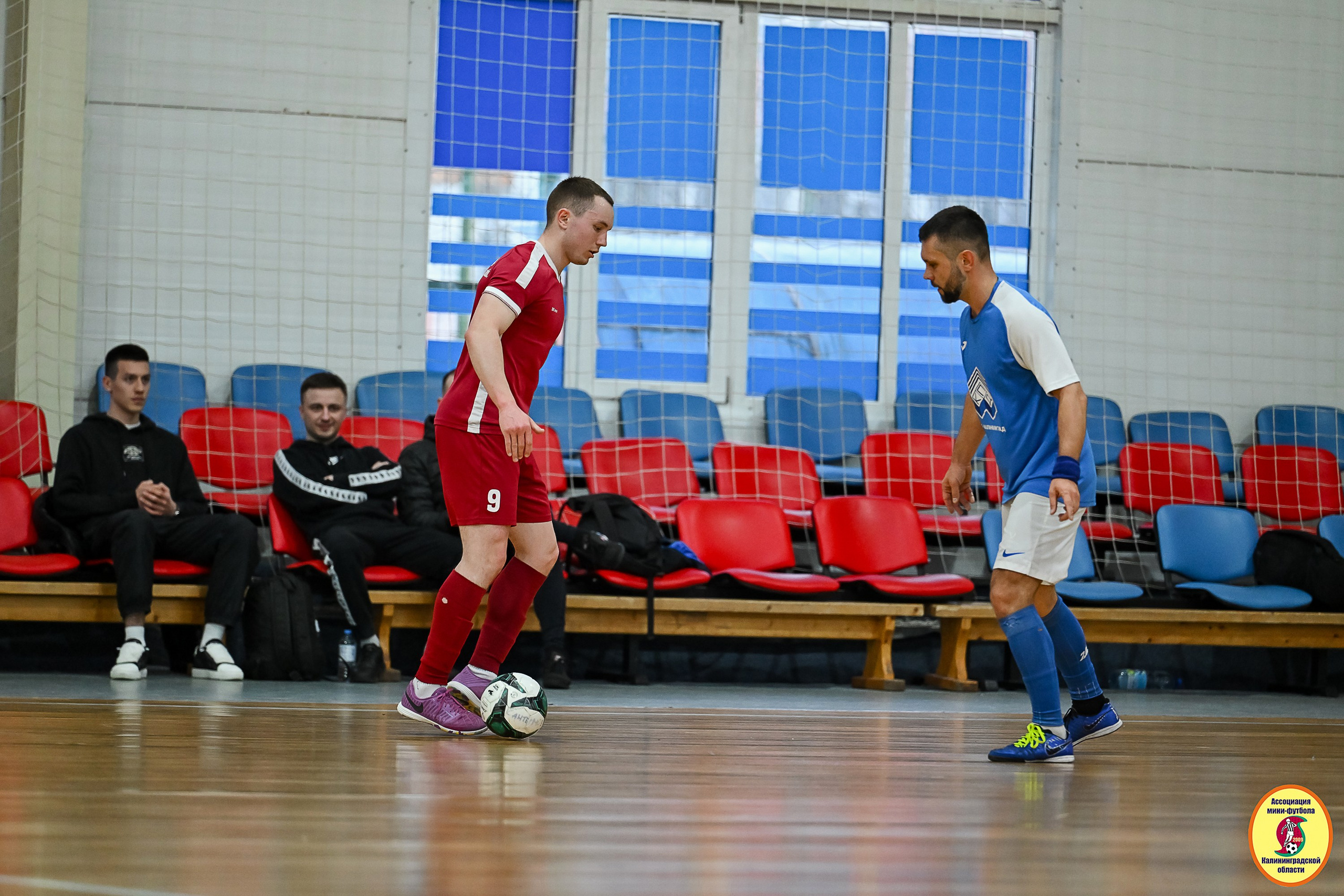 Корпоративная Бизнес Лига по футзалу — Весна 2026. VIBECITY.RU Вайб Сити Ру Фоторепортажи Фотоотчеты Калининград
