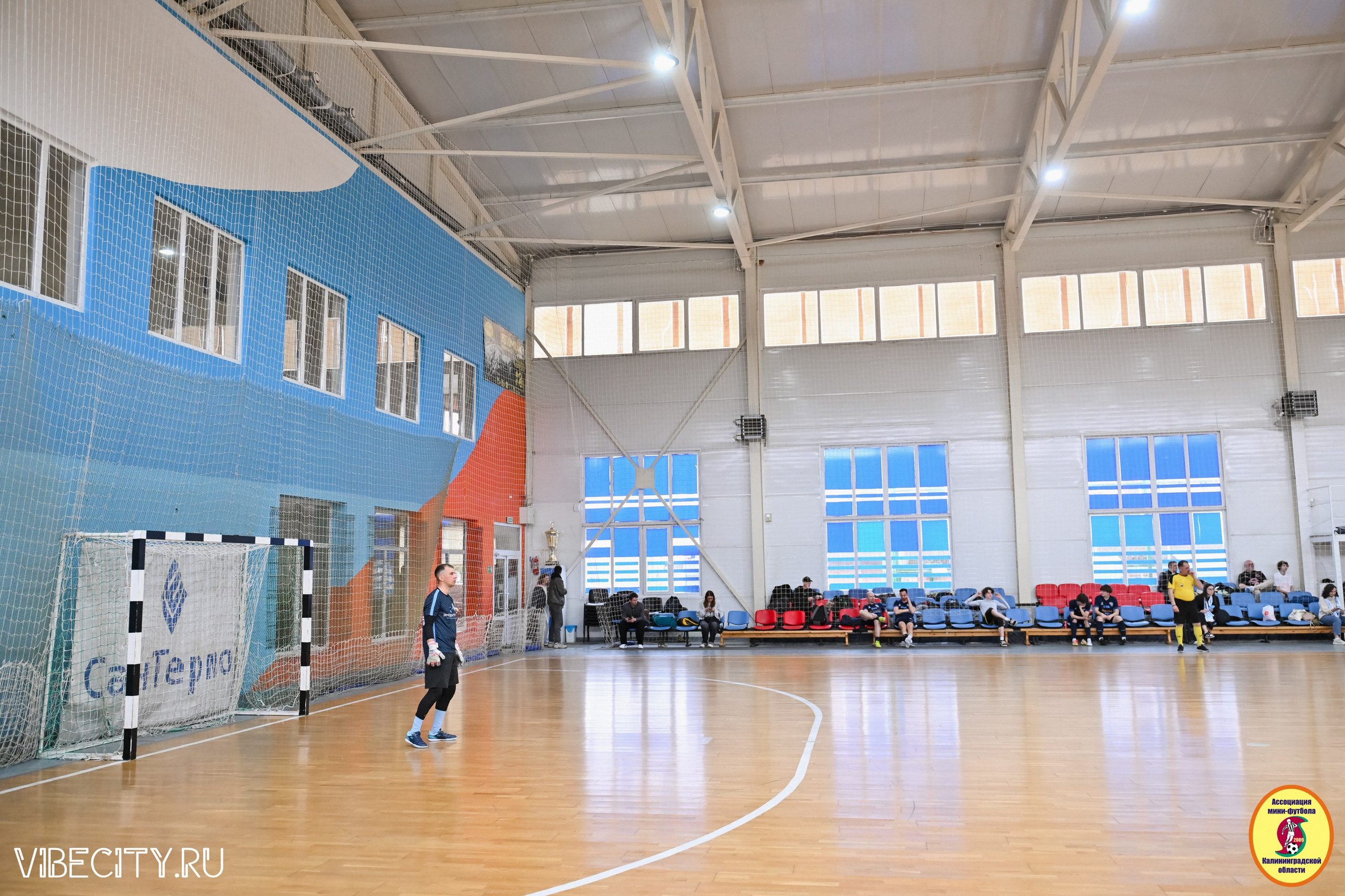 8 тур Корпоративной Бизнес-Лиги по футзалу. VIBECITY.RU Вайб Сити Ру Фоторепортажи Фотоотчеты Калининград