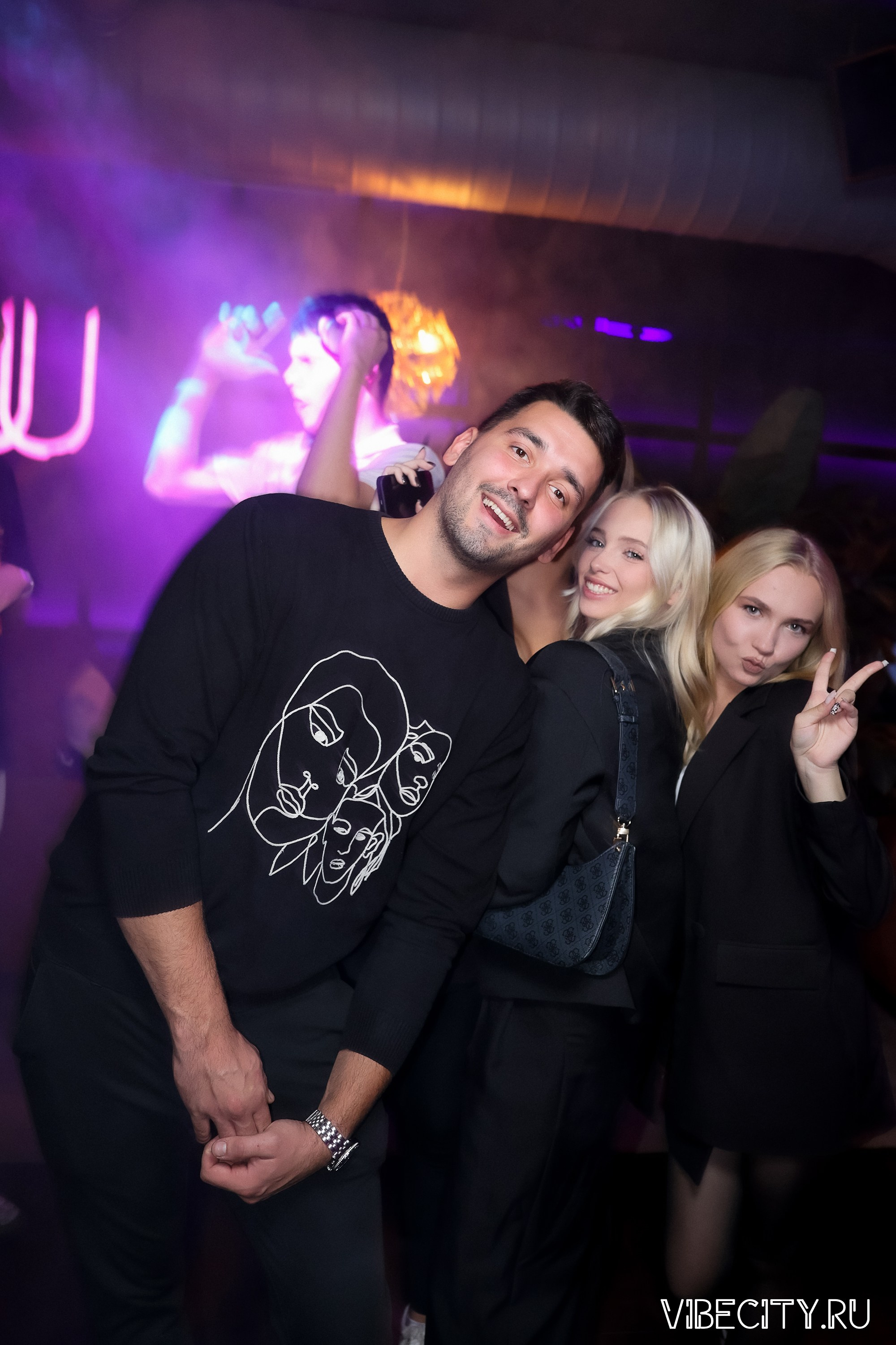 DOUBLE U. VIBECITY.RU Вайб Сити Ру Фоторепортажи Фотоотчеты Калининград