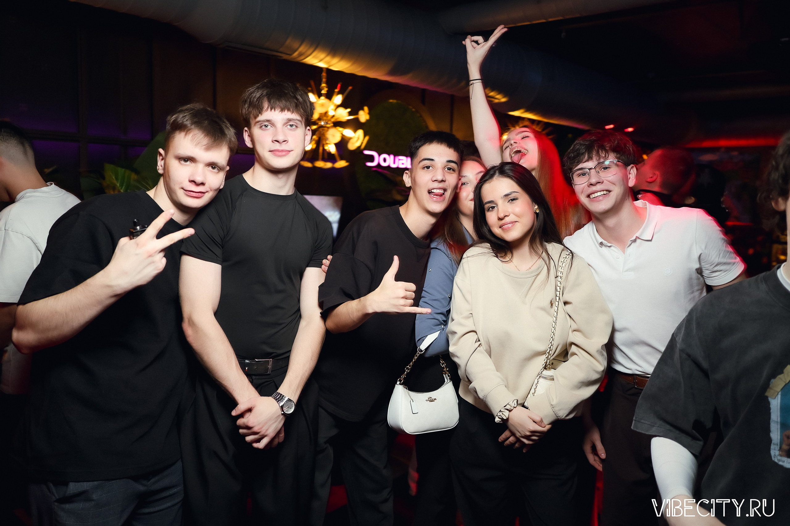 DOUBLE U. VIBECITY.RU Вайб Сити Ру Фоторепортажи Фотоотчеты Калининград