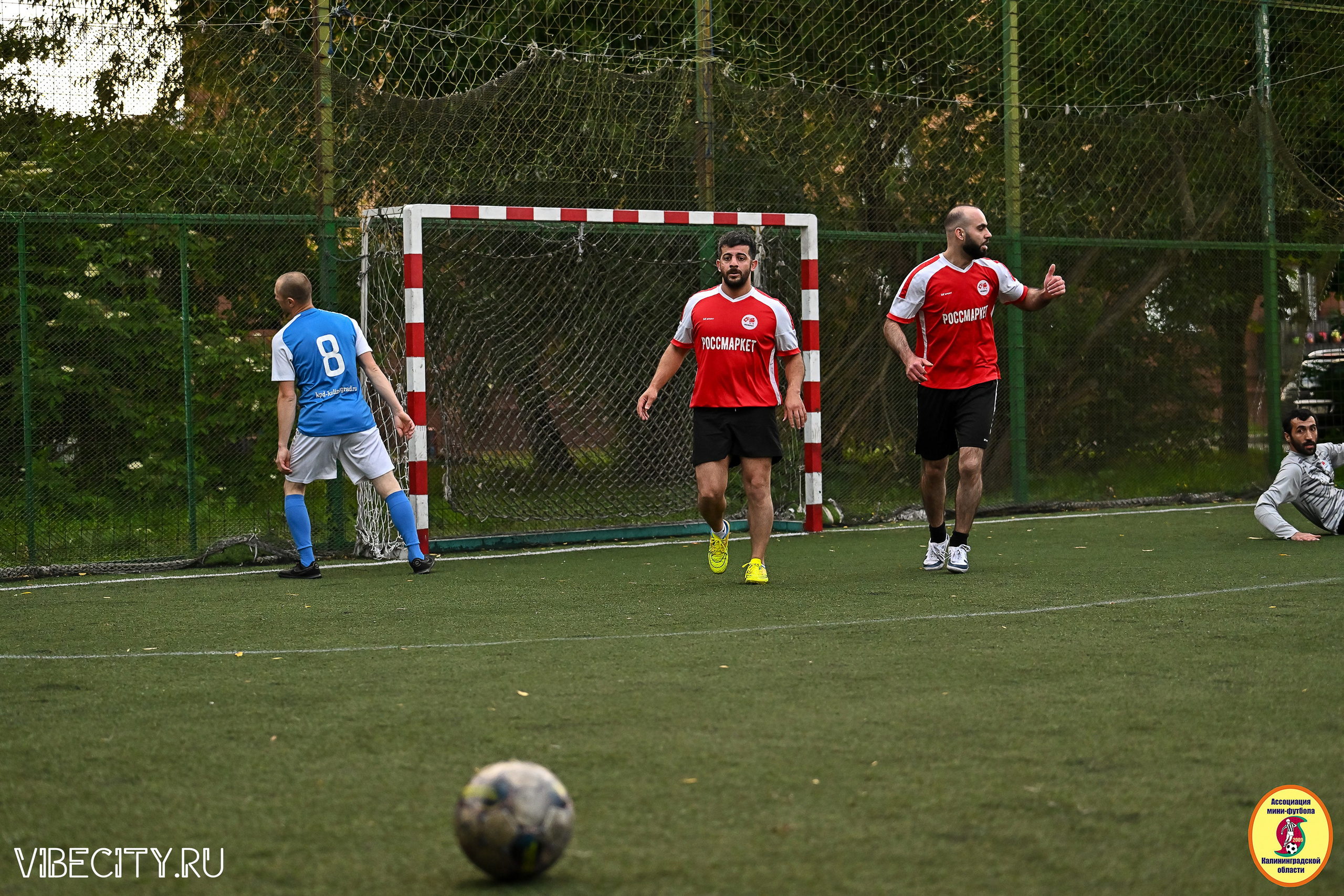 ИГРЫ МИНИ-ФУТБОЛЬНОЙ И КОРПОРАТИВНОЙ ЛИГИ. VIBECITY.RU Вайб Сити Ру Фоторепортажи Фотоотчеты Калининград