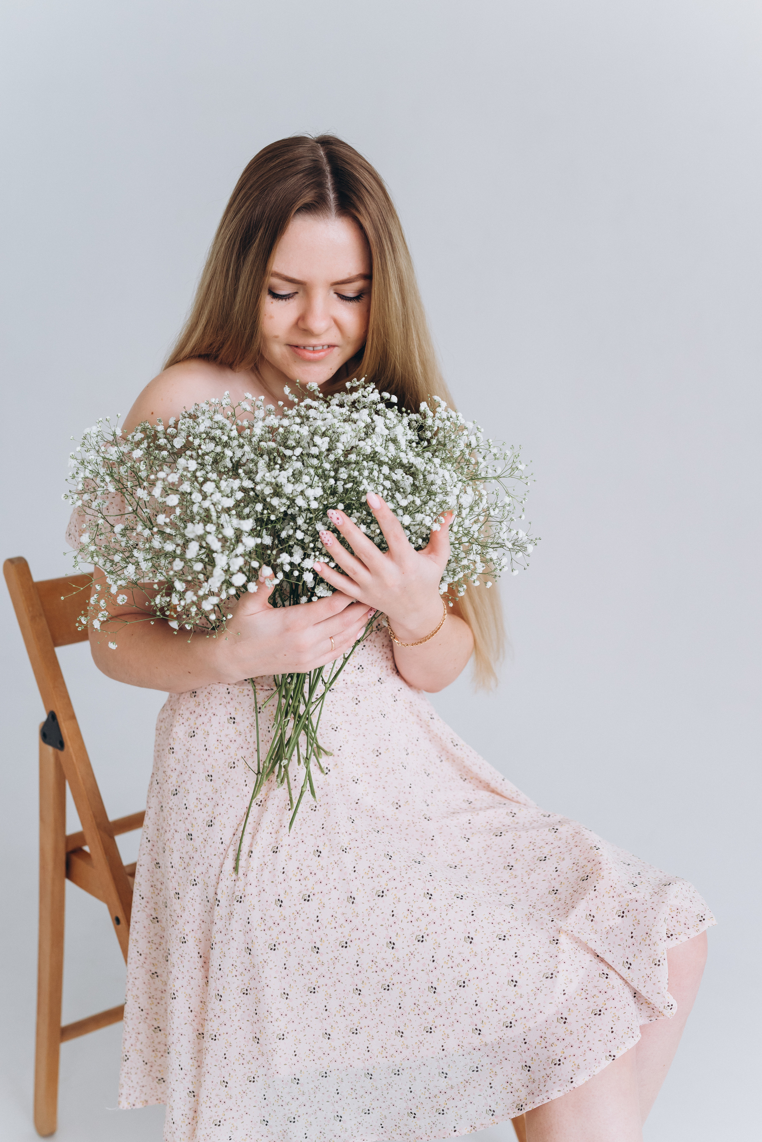 Фотосессия с цветами. Ната. Семейный фотограф в Минске Дарья Дреко