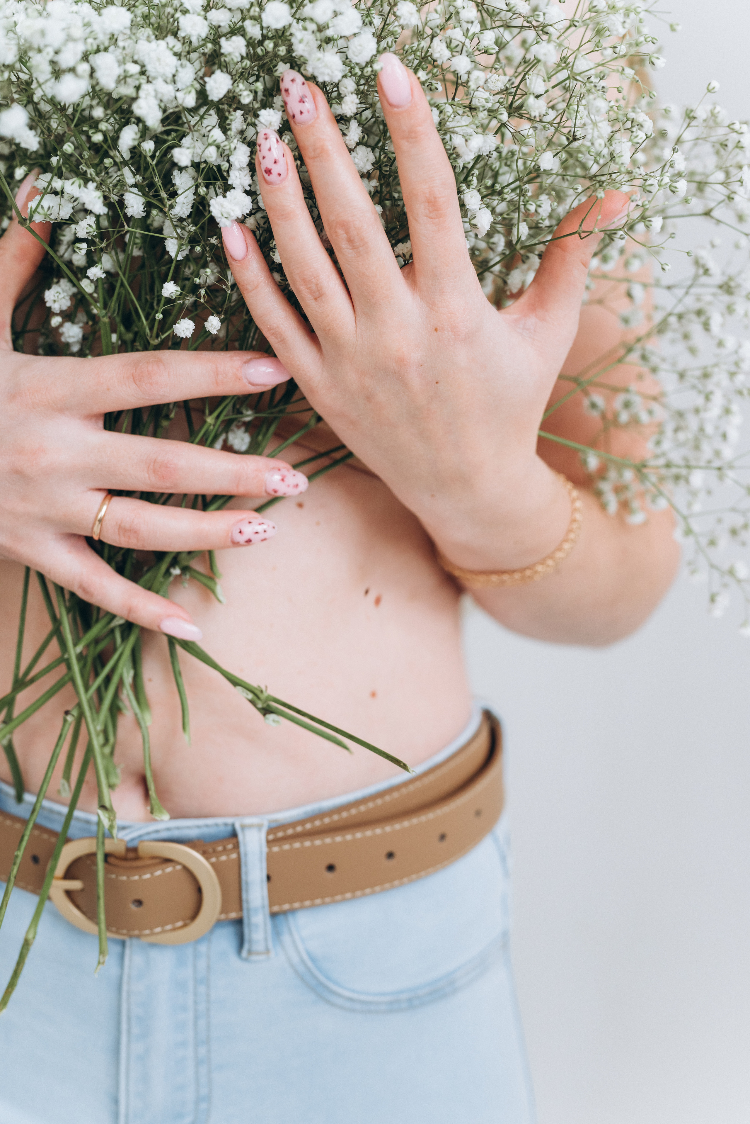 Фотосессия с цветами. Ната. Семейный фотограф в Минске Дарья Дреко