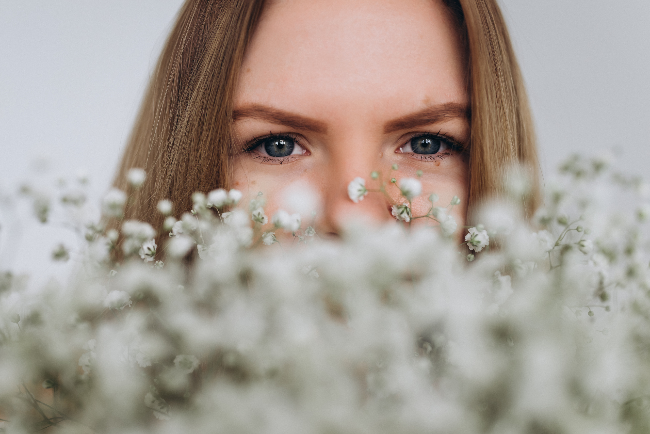 Фотосессия с цветами. Ната. Семейный фотограф в Минске Дарья Дреко