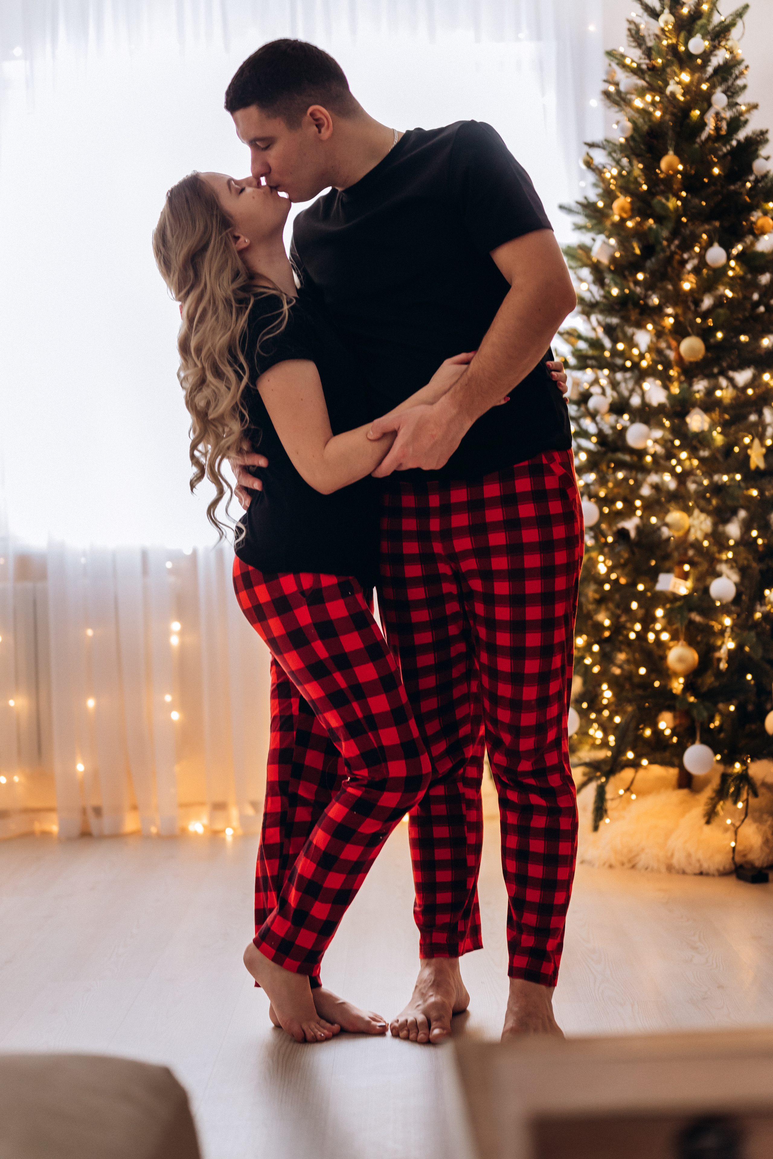 Под ёлочкой. Семейный фотограф в Минске Дарья Дреко