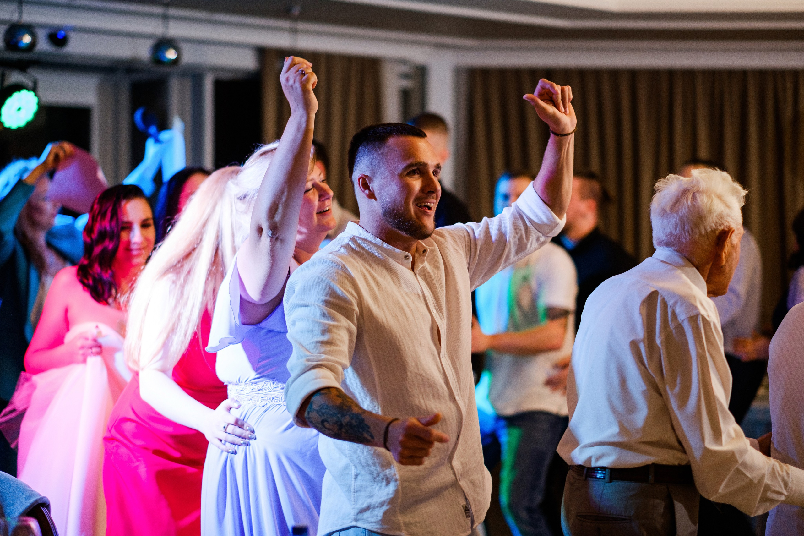 Павел и Надежда. Свадебный фотограф | репортаж | праздники | крещение