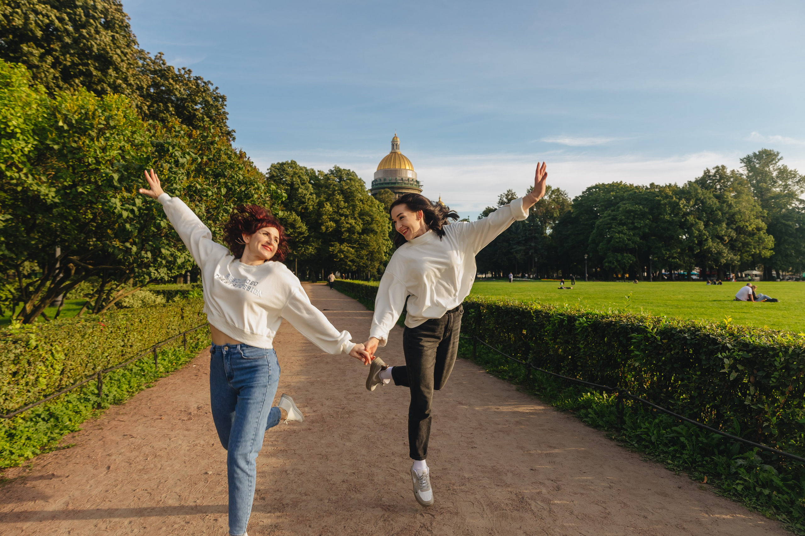 Прогулка Оли и Марины. Семейный фотограф в Санкт-Петербурге Ева Маркова