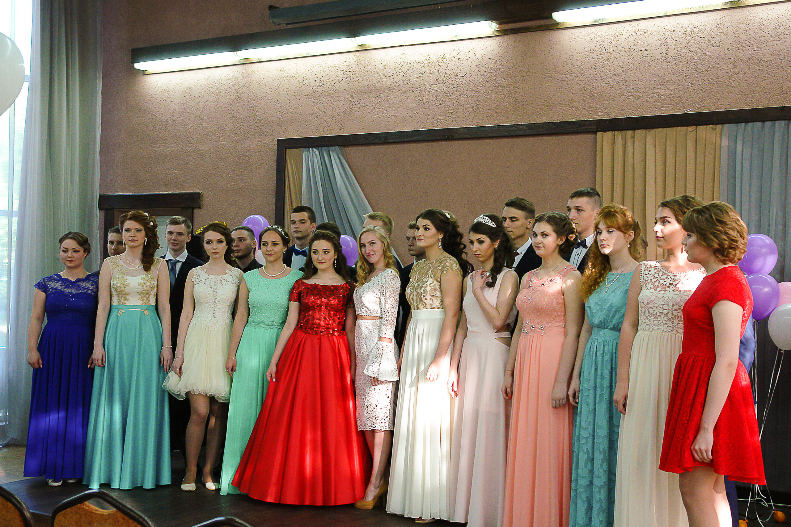 Фотосъемка в детском саду фотосъемка в школе Дипломы Выпускник Фотопла. Фотосъемка в детском саду и школе. Фотоальбомы и фотокниги ВЫПУСКНИК