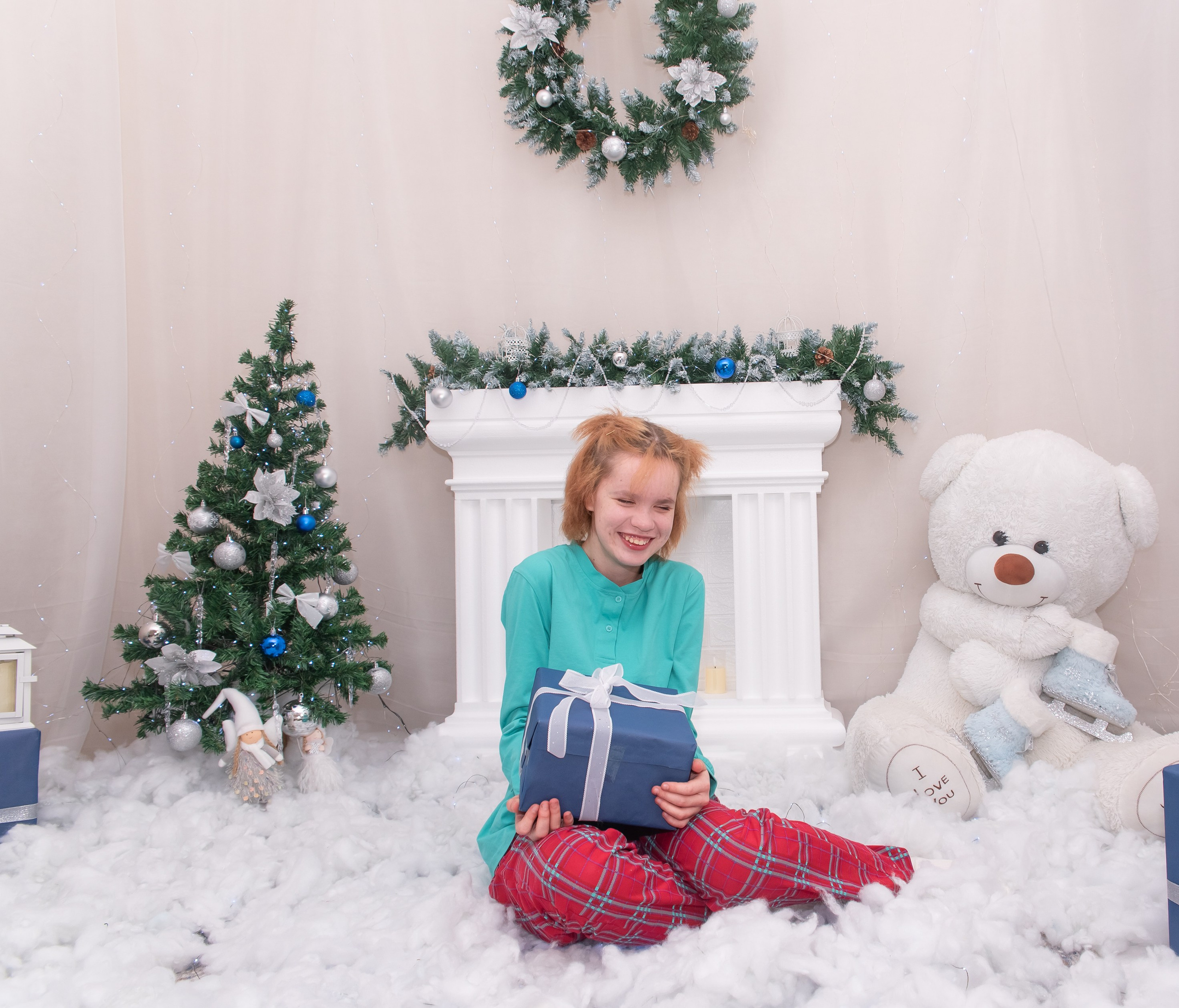 Новогодняя семейная фотосессия для большой и дружной семьи Кристины Данелькевич. Свадебный и семейный фотограф в Кыштыме Челябинске Марина Шигапова