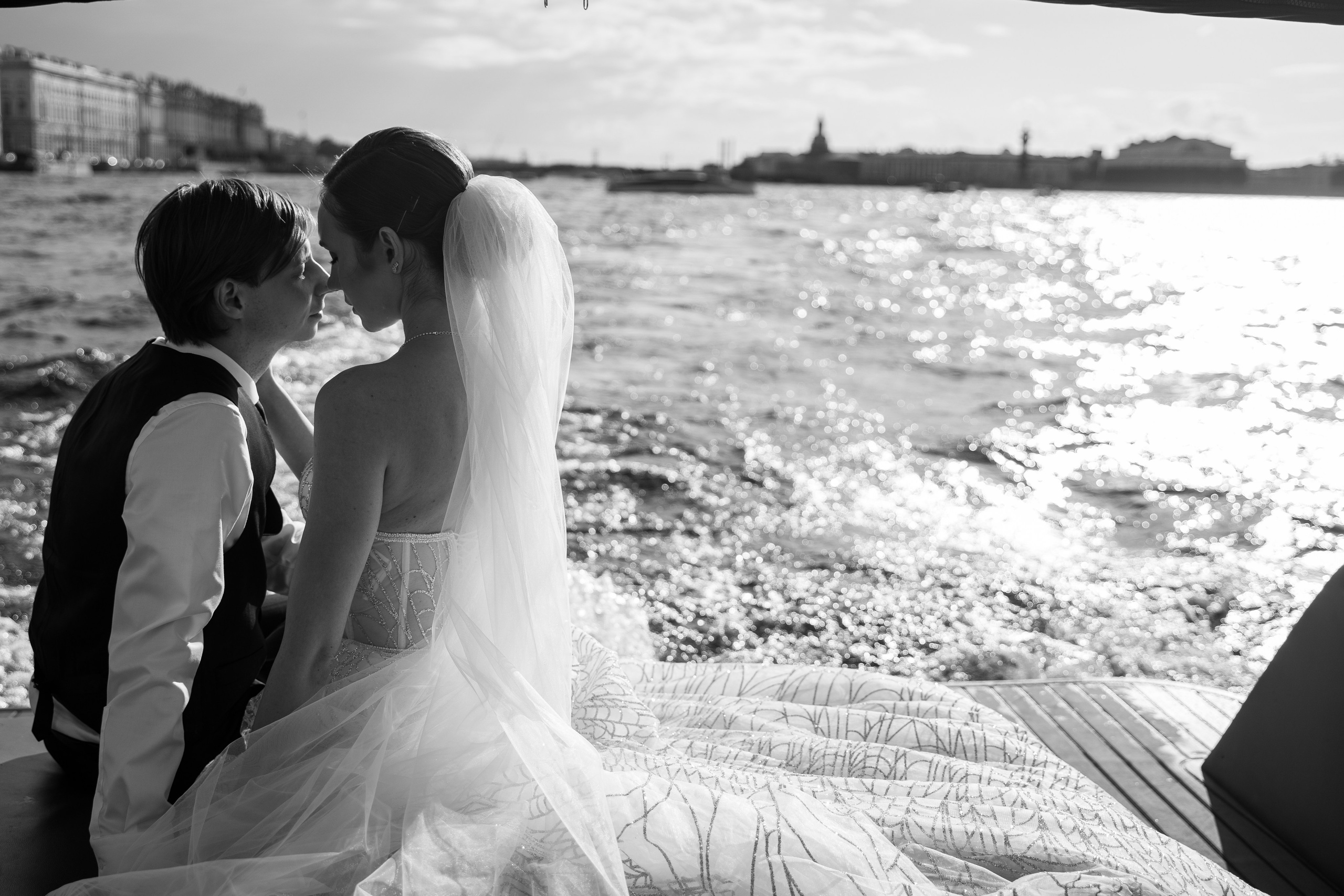 Wedding «A long walk». Свадебные фотограф и видеограф Наталья и Анатолий Новиковы СПб