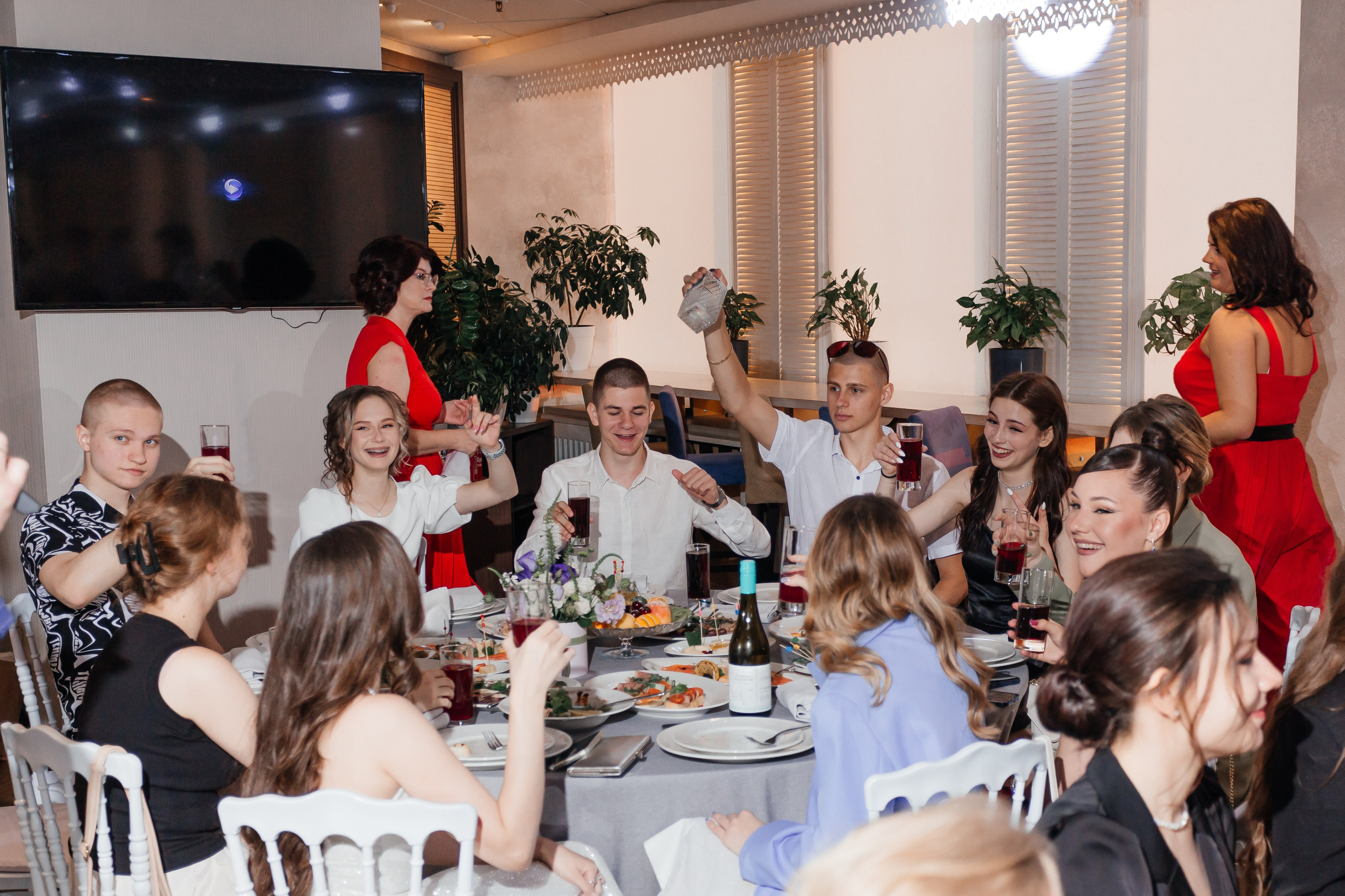 Выпускной 11 «А». Школа № 42. Свадебный фотограф в Краснодаре Николай Крауз