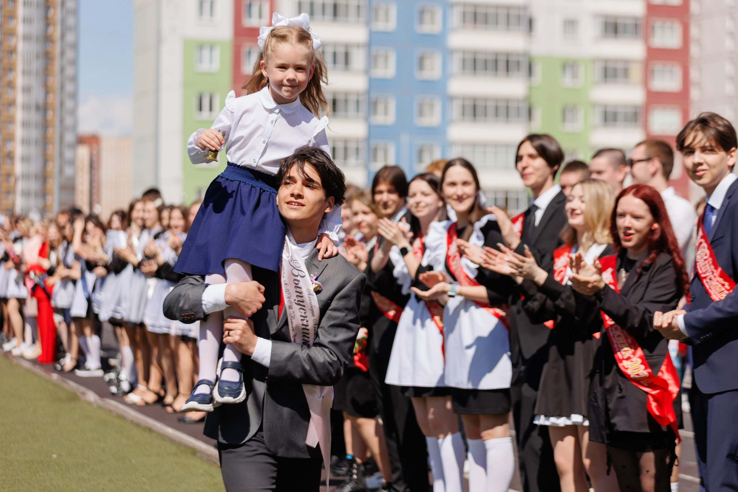 1 и 4 классы. Выпускные альбомы Красноярск