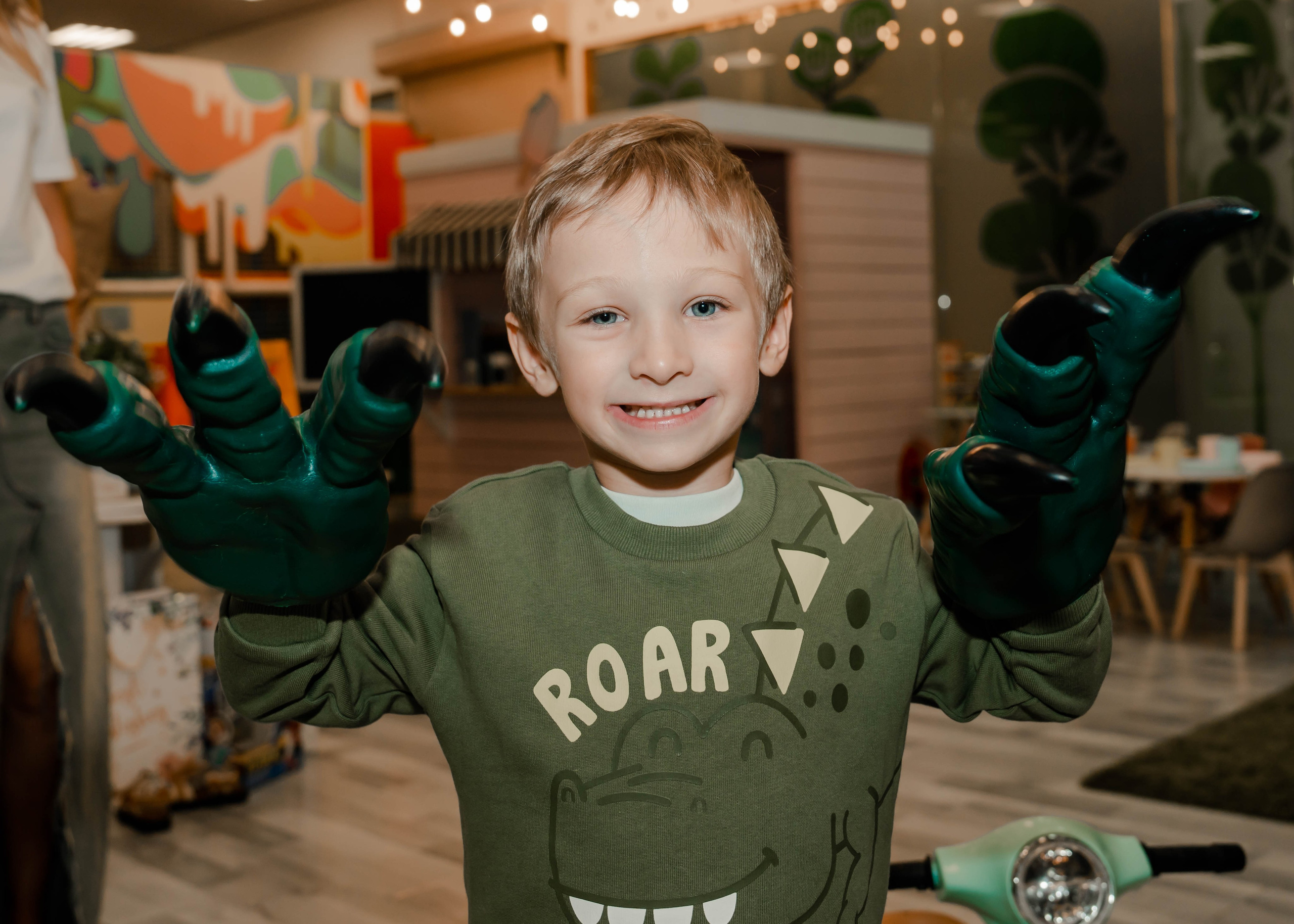 Грозный Тирекс. Крамер Юлиана детский и семейный фотограф