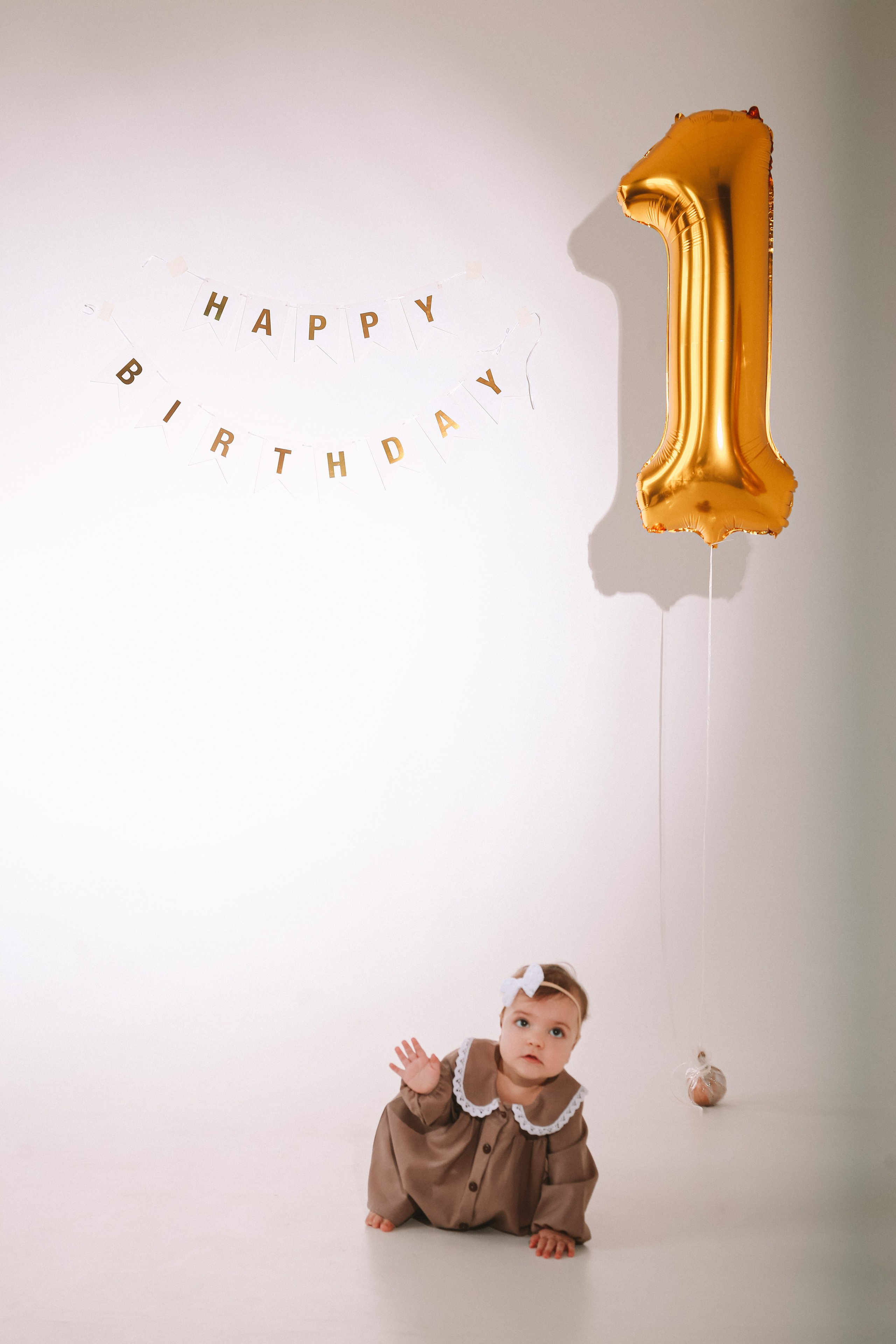 Годик в студии Домодедово. Семейный фотограф в Москве и МО Варвара Шаранова