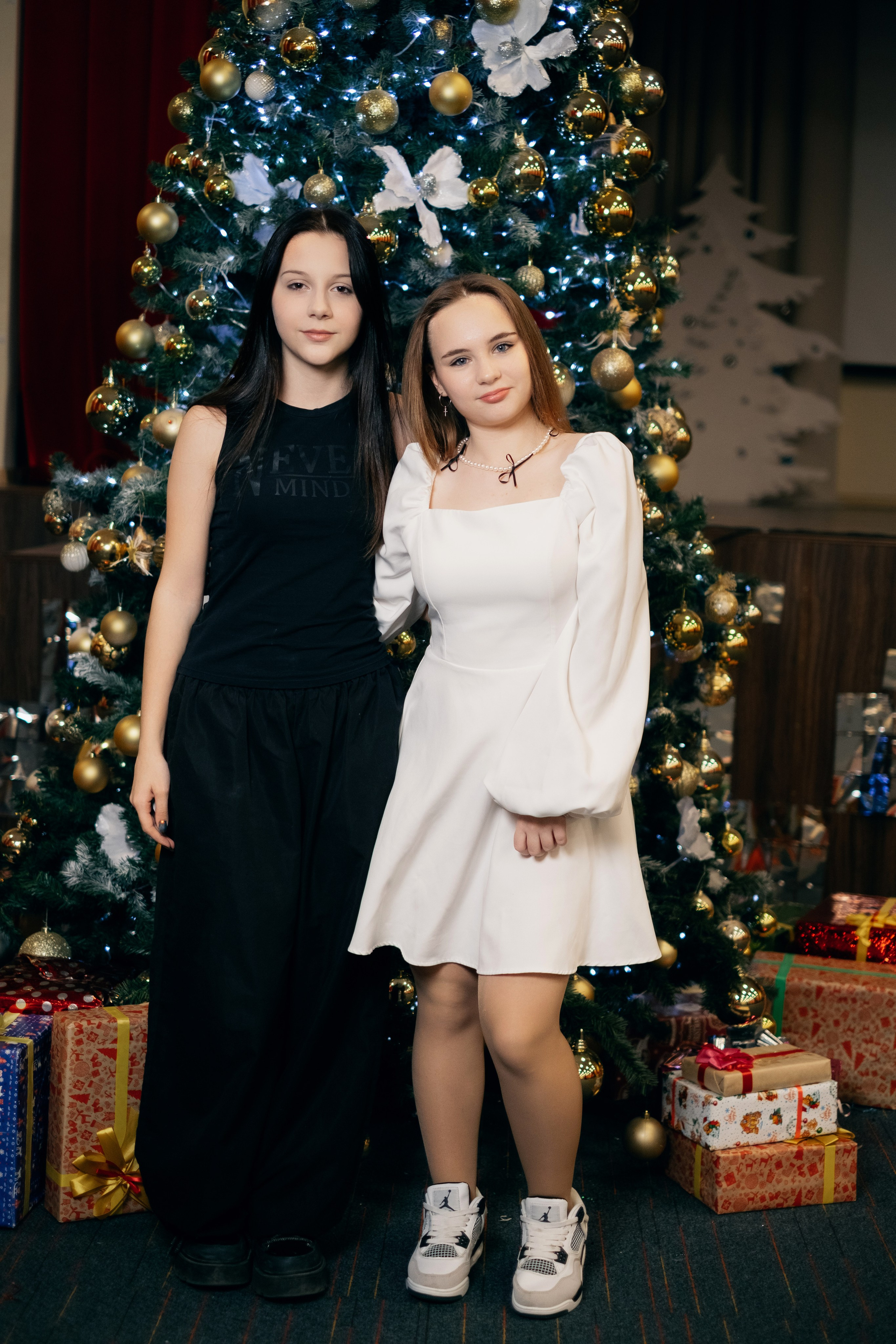 Новогодняя Фотосессия МАОУ СОШ№ 15 8 «Г». Свадебный и репортажной фотограф Денис Ожигин в Краснодаре и Краснодарском крае