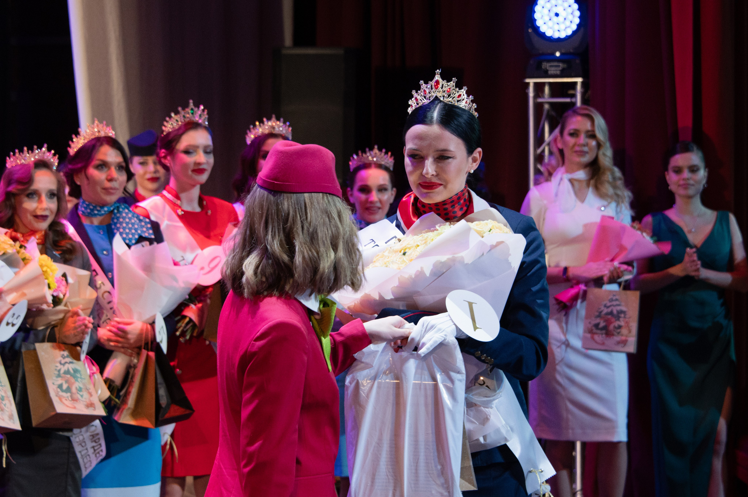 ТОП Стюардесс 2023. Фотограф Роман Адлер