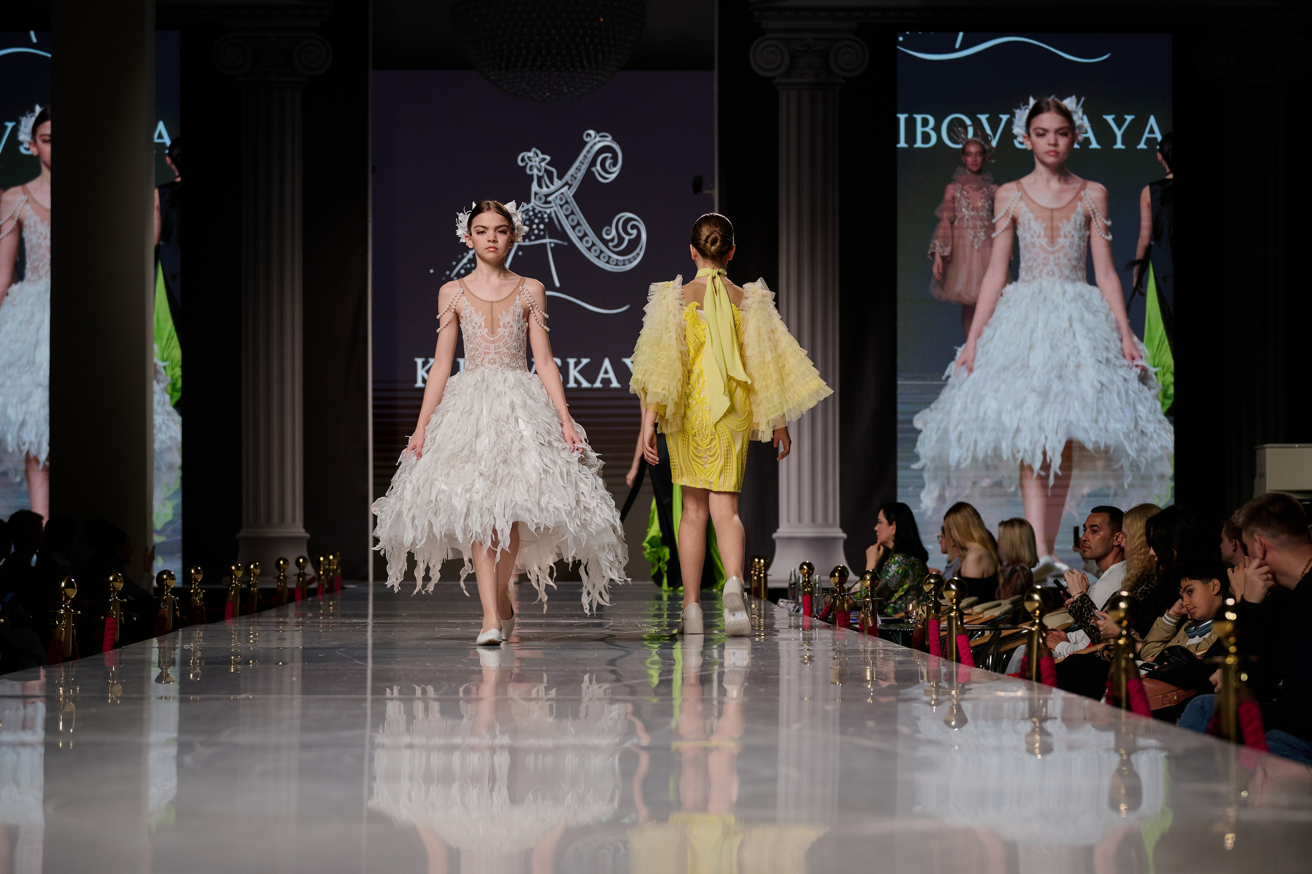 ESTET FASHION WEEK ВЕСНА — 2025. Фотограф Роман Адлер